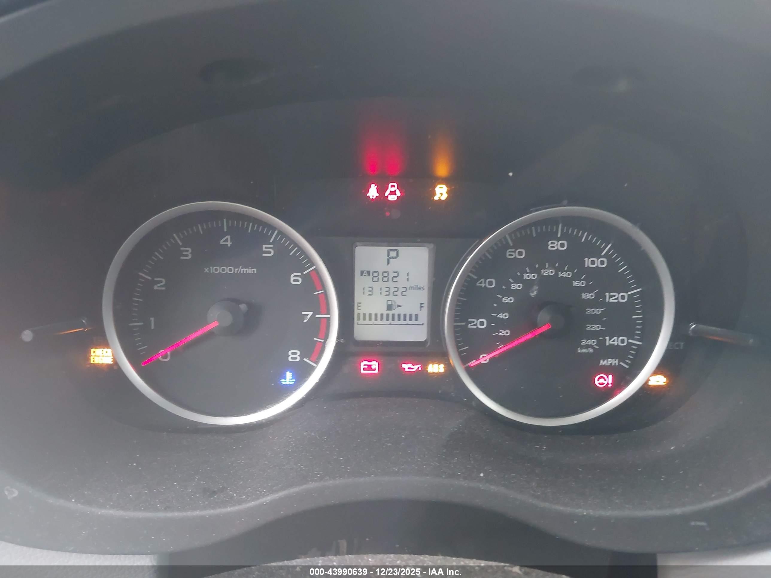 SUBARU FORESTER image 7