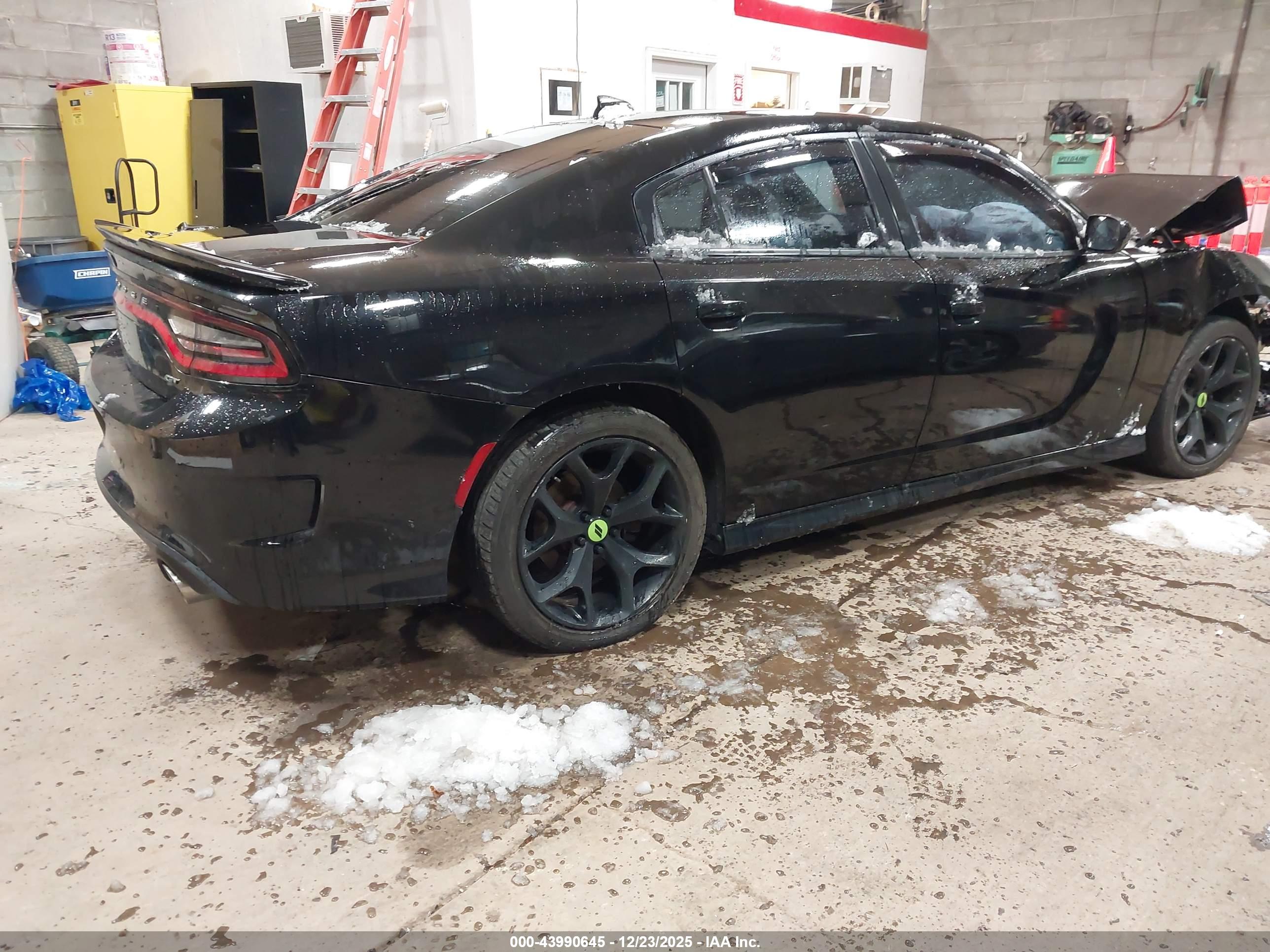 DODGE CHARGER image 4
