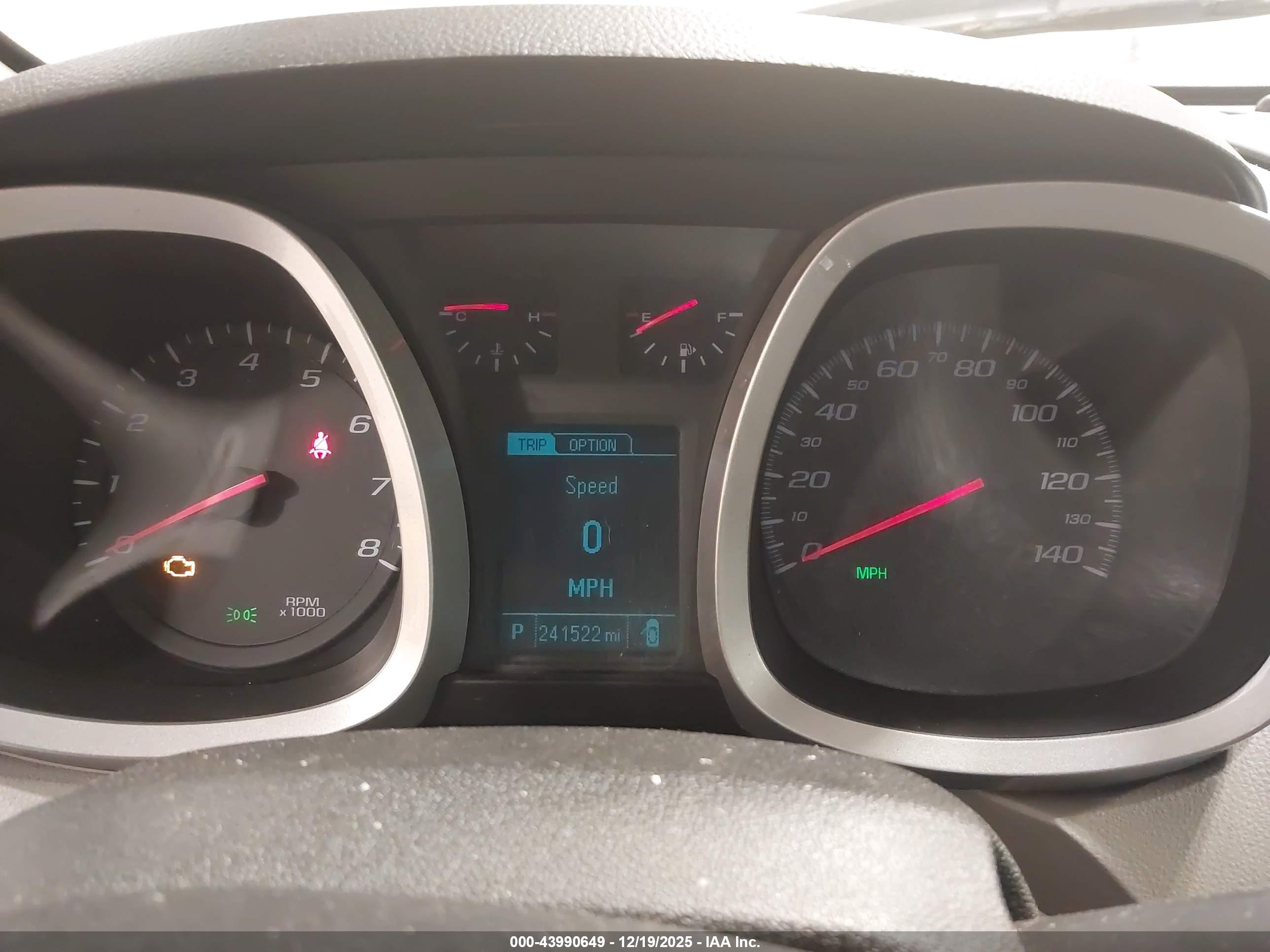 CHEVROLET EQUINOX image 7