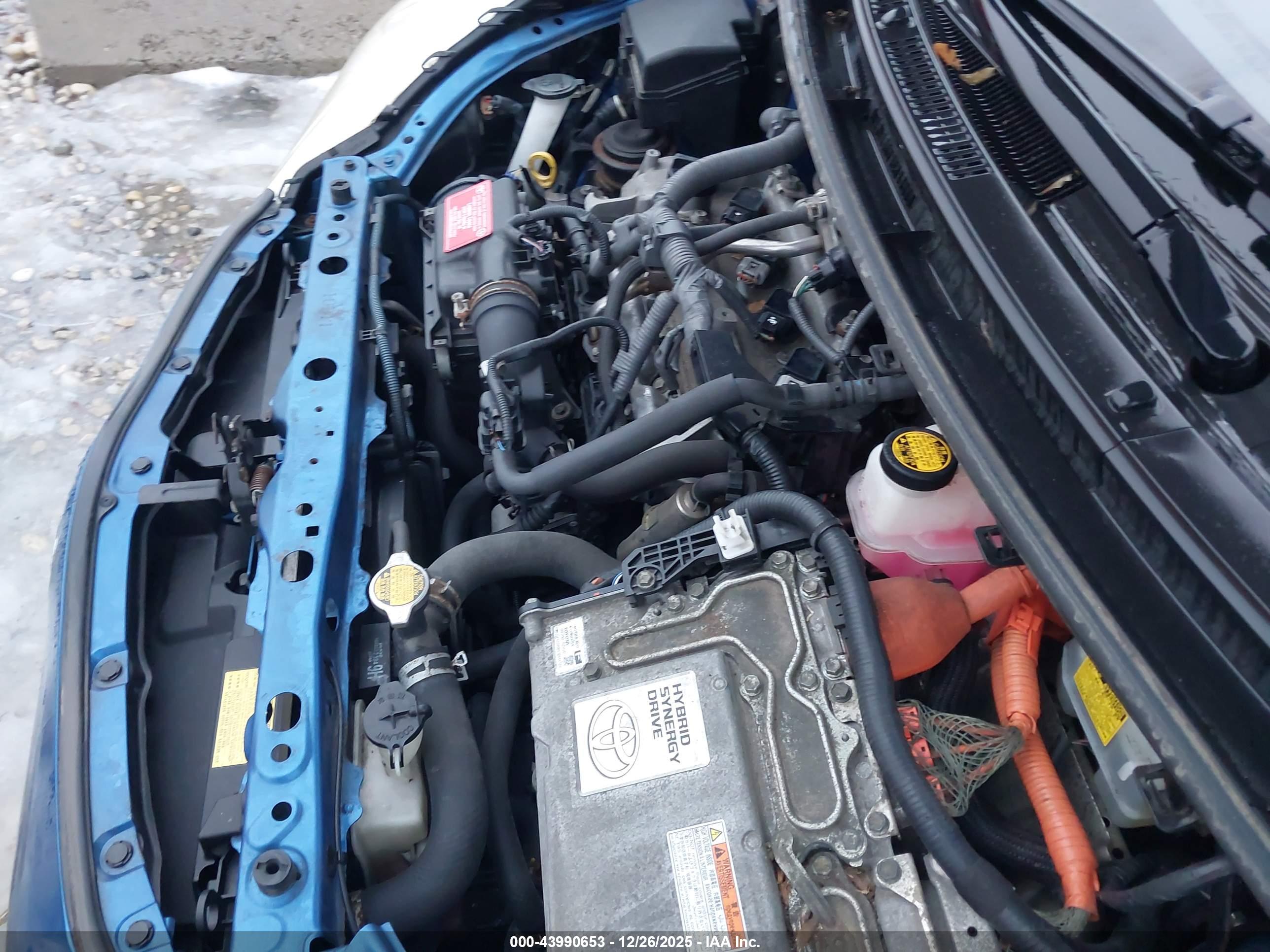 TOYOTA PRIUS image 10
