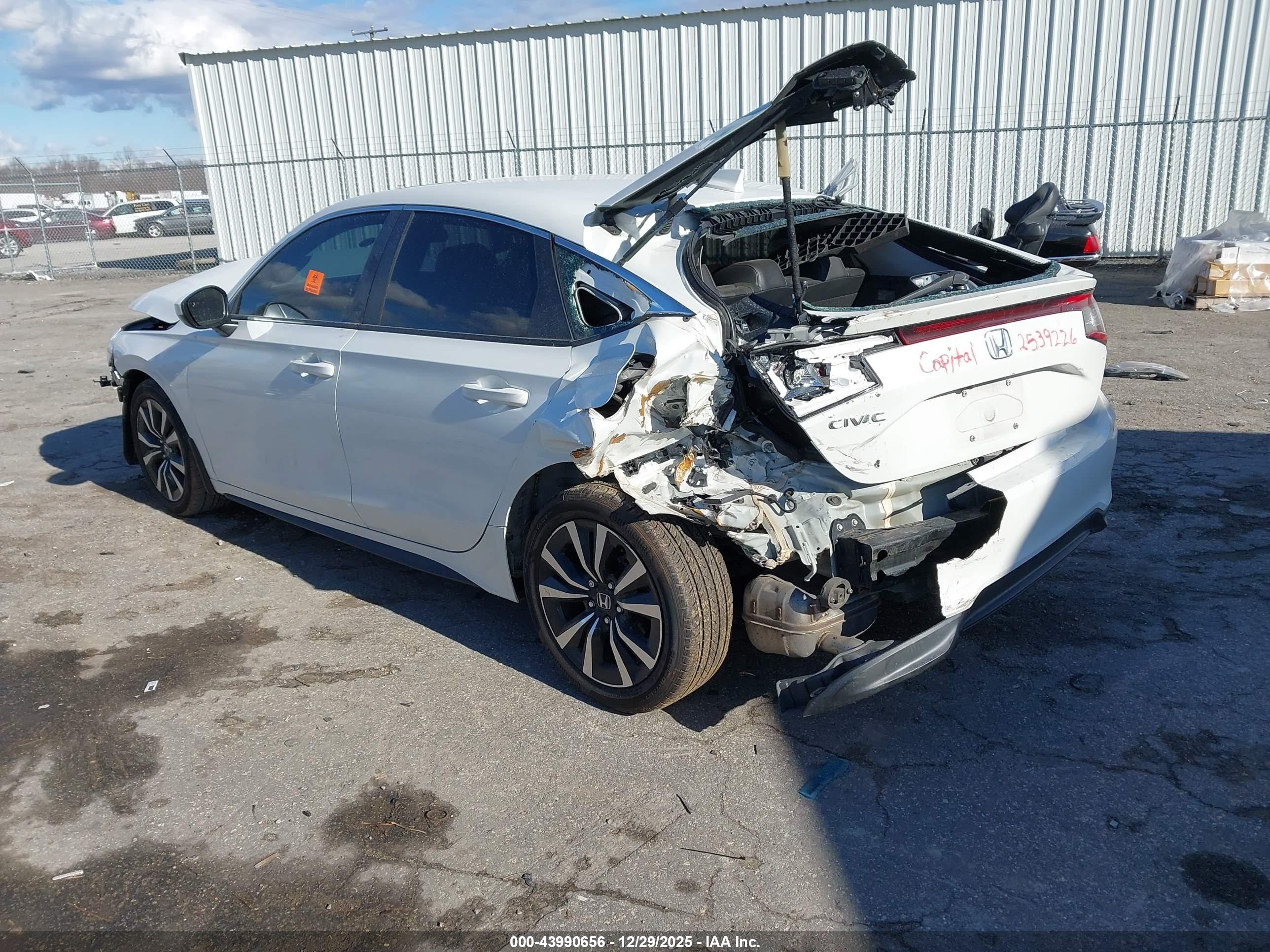 HONDA CIVIC image 3
