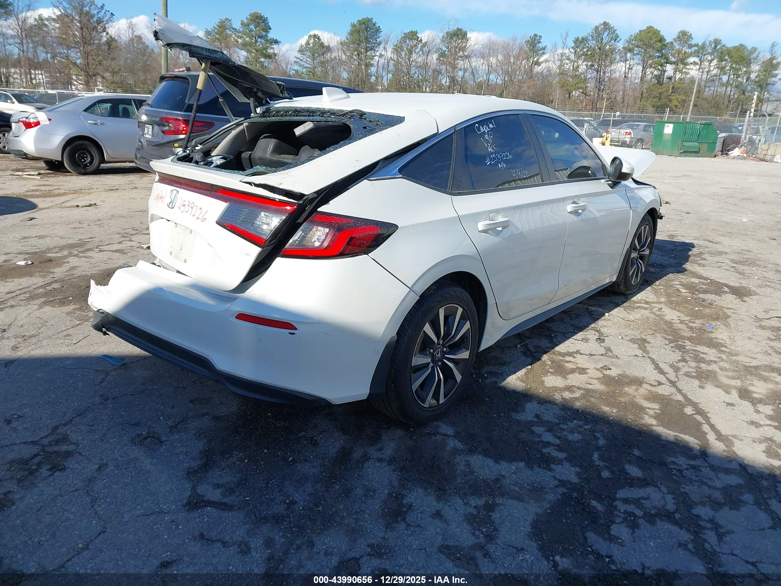 HONDA CIVIC image 4