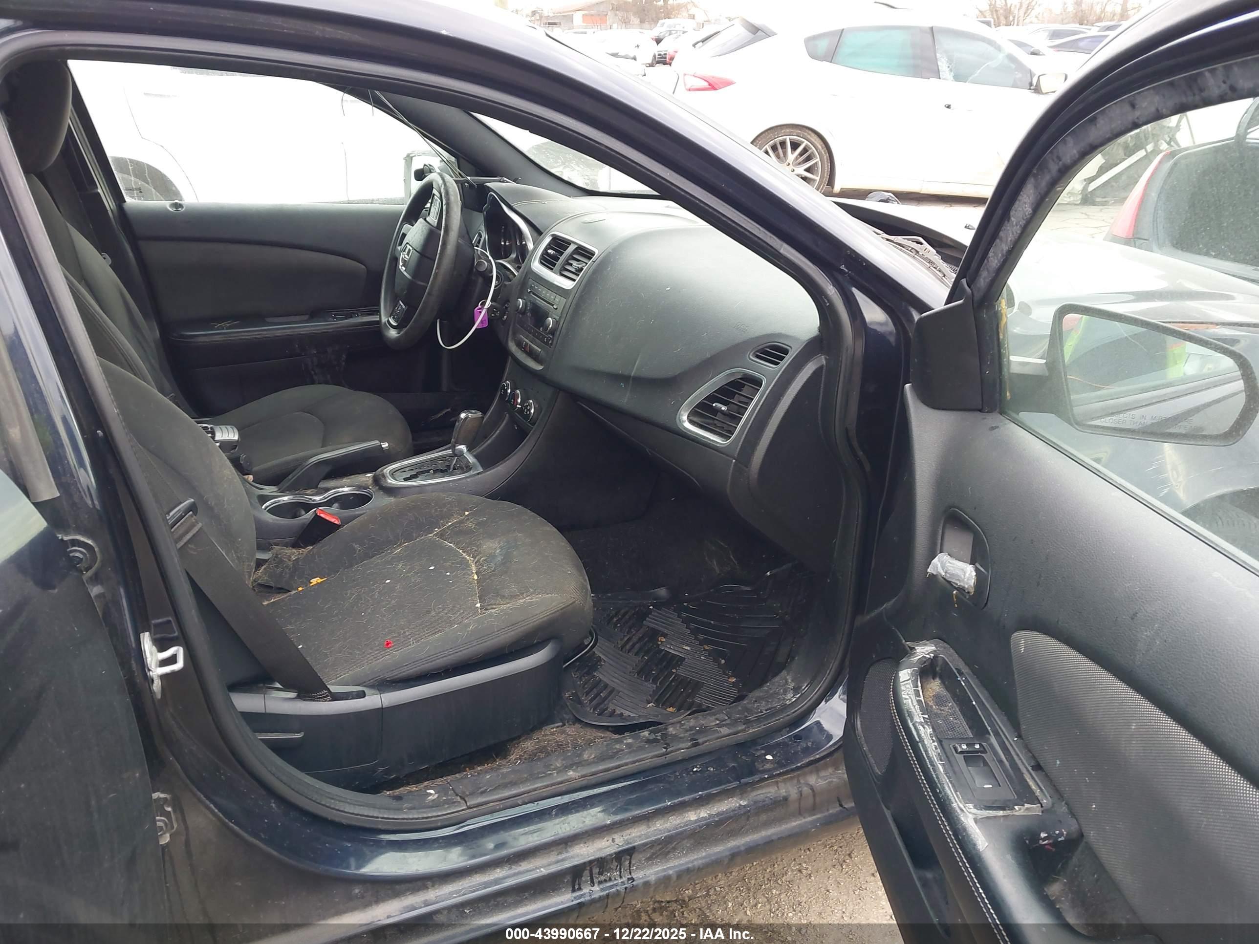 DODGE AVENGER image 5