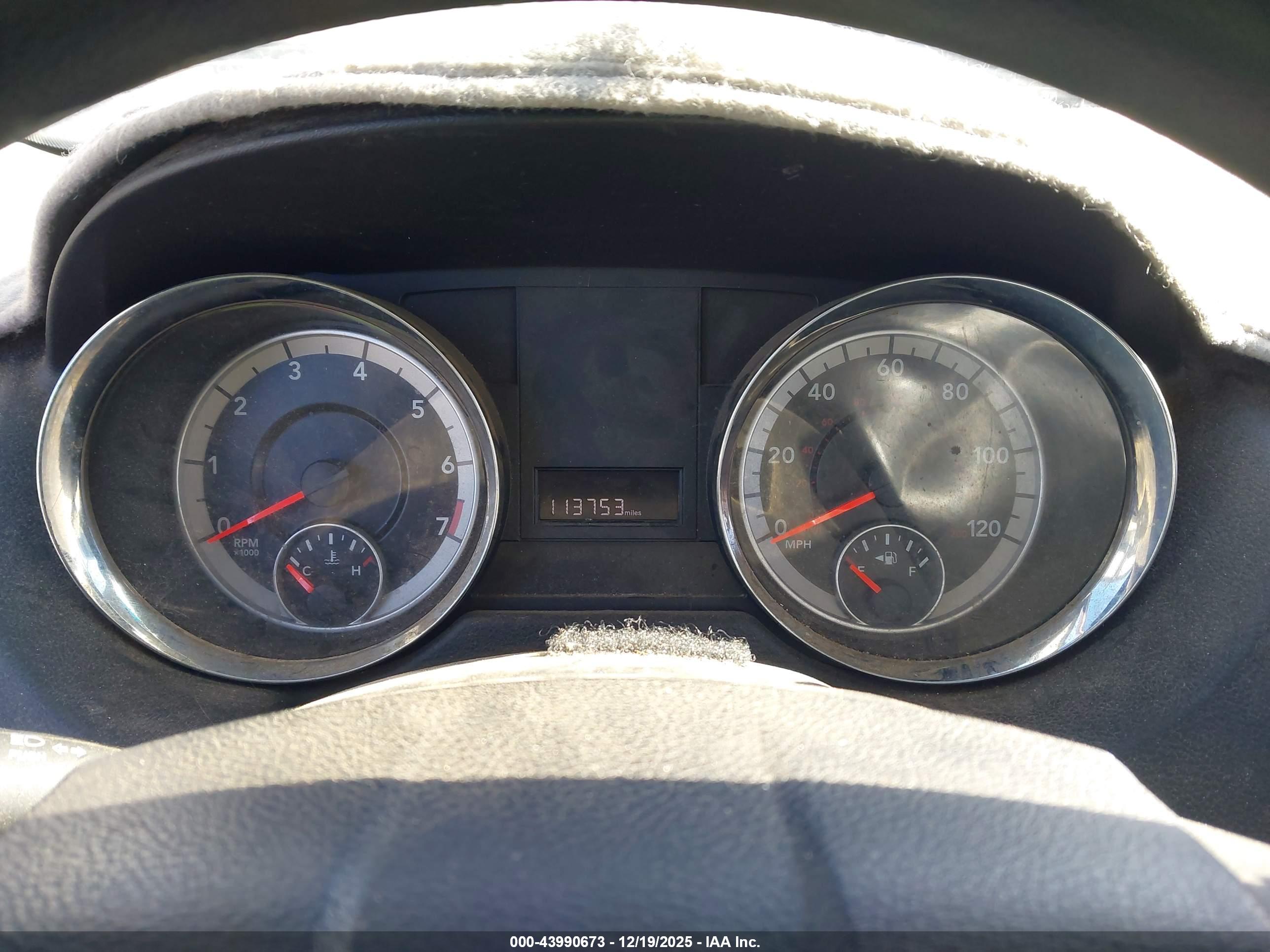 DODGE GRAND image 7