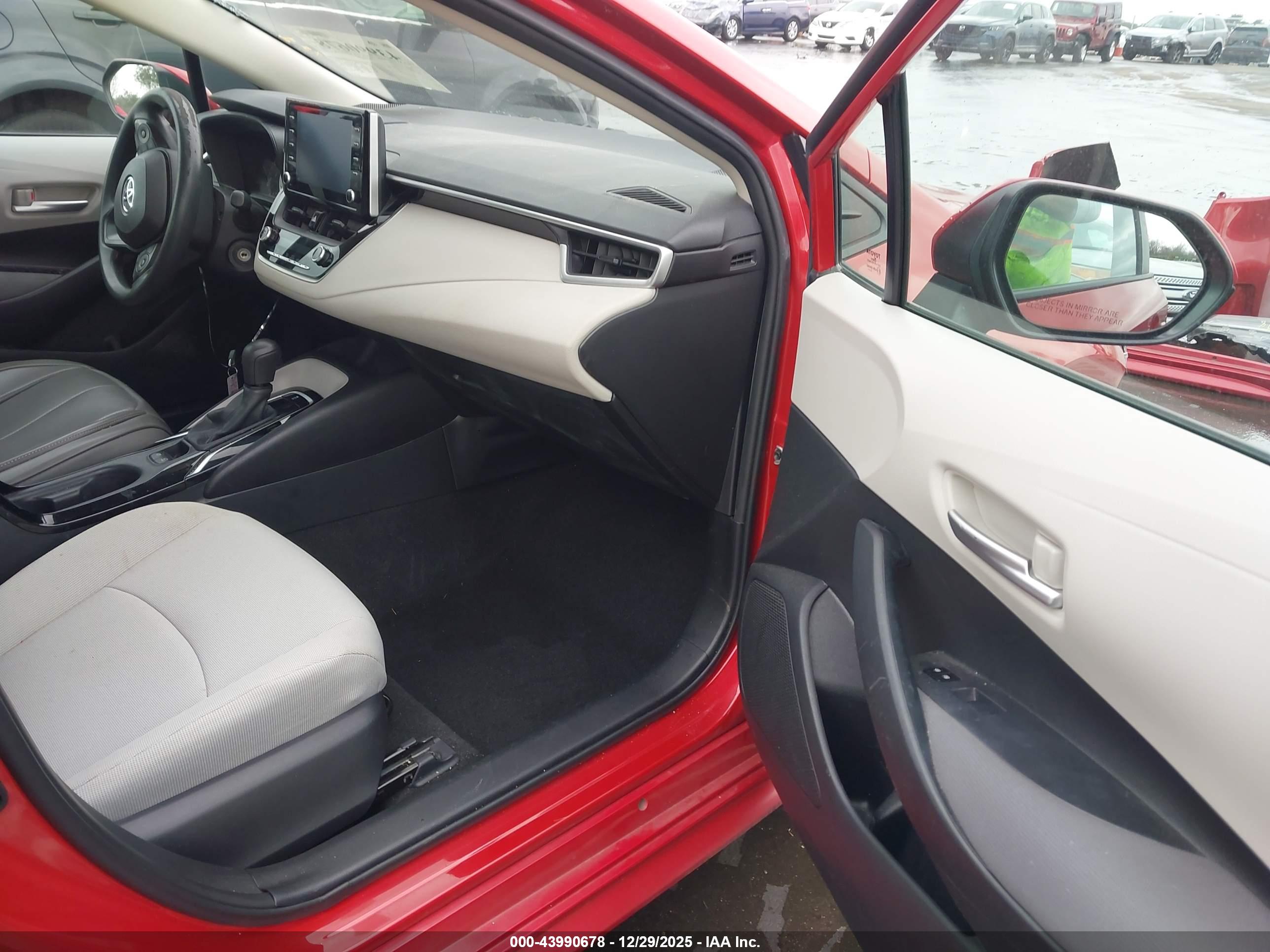 TOYOTA COROLLA image 5