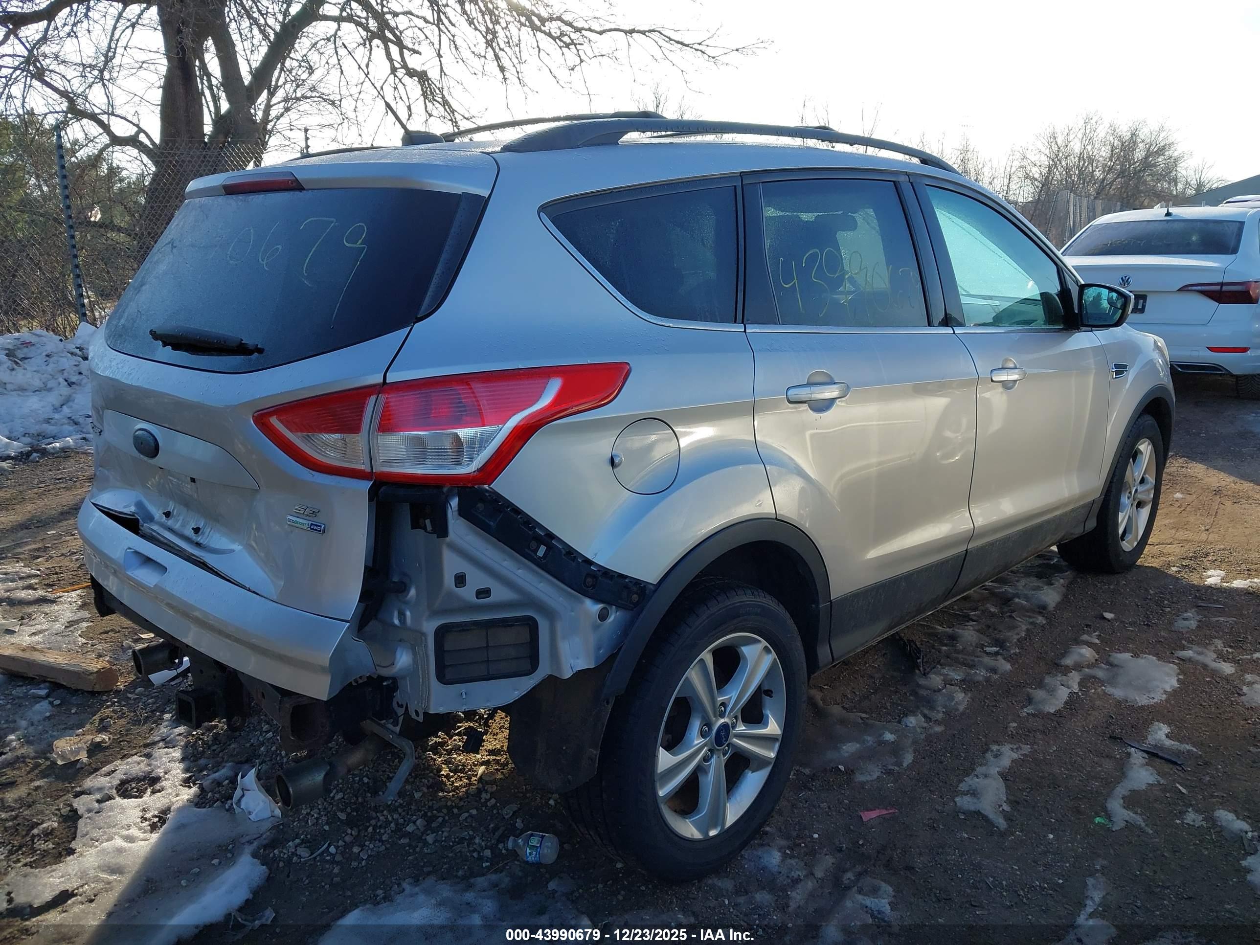 FORD ESCAPE image 4