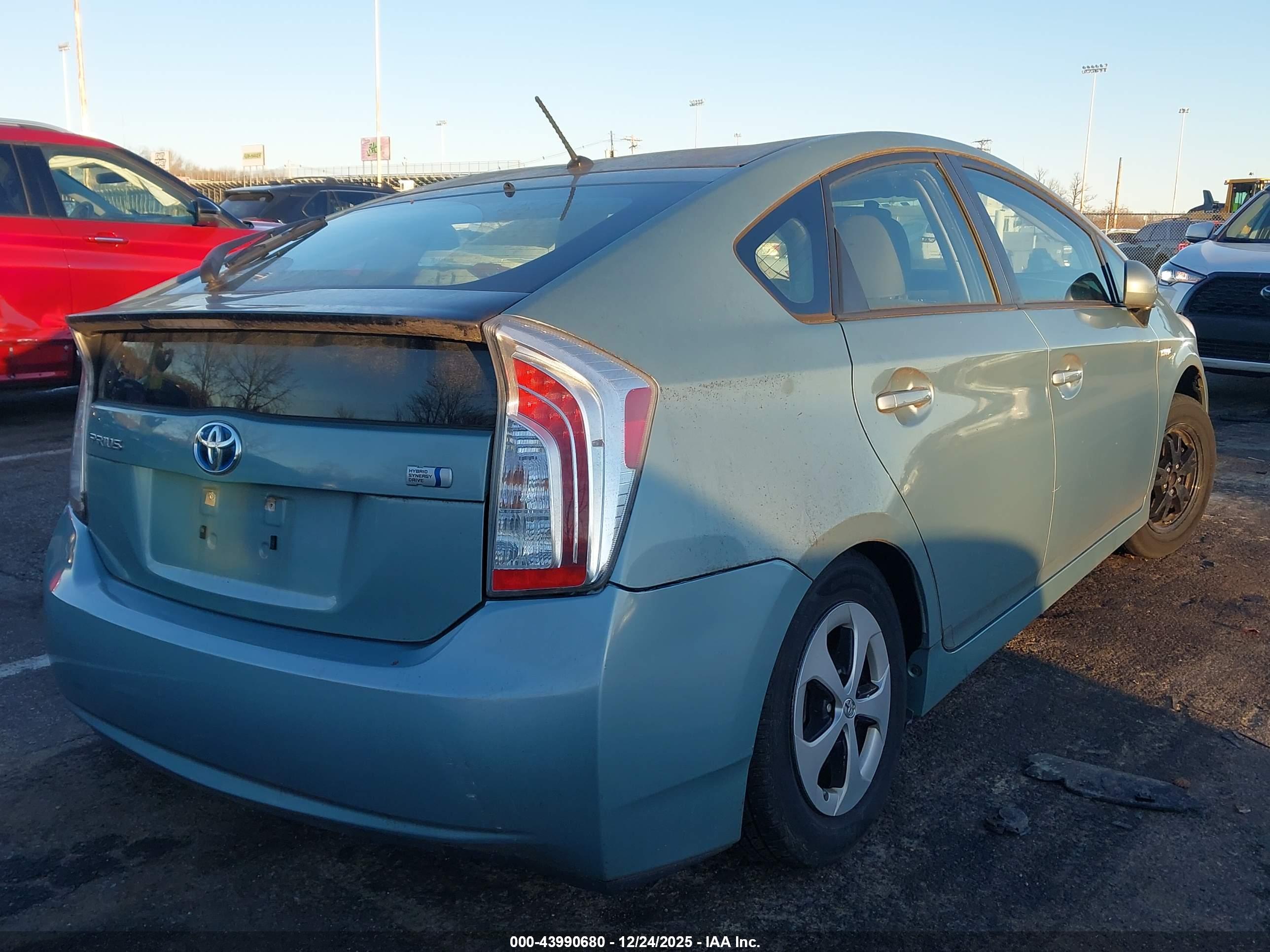 TOYOTA PRIUS image 4