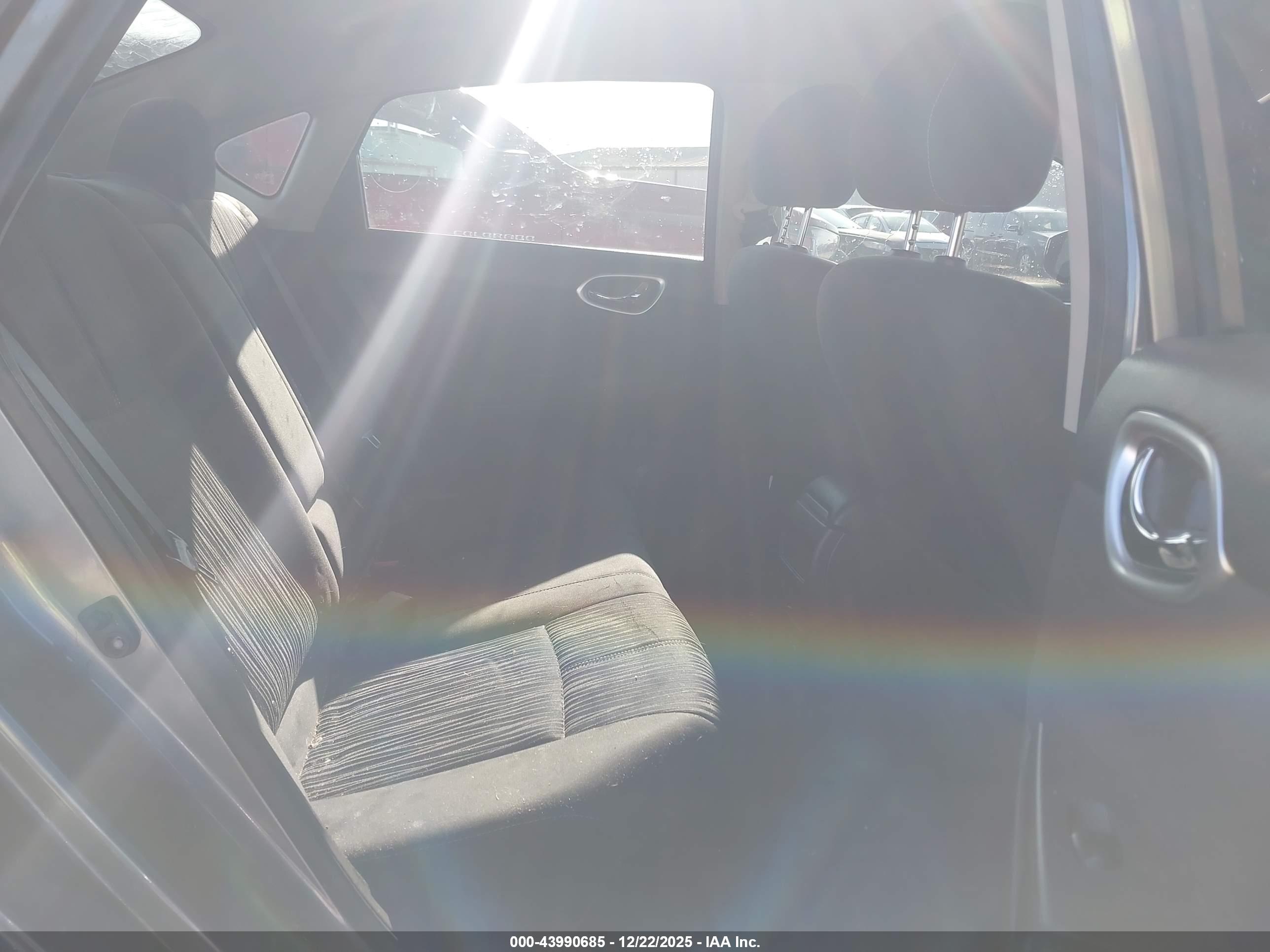 NISSAN SENTRA image 8