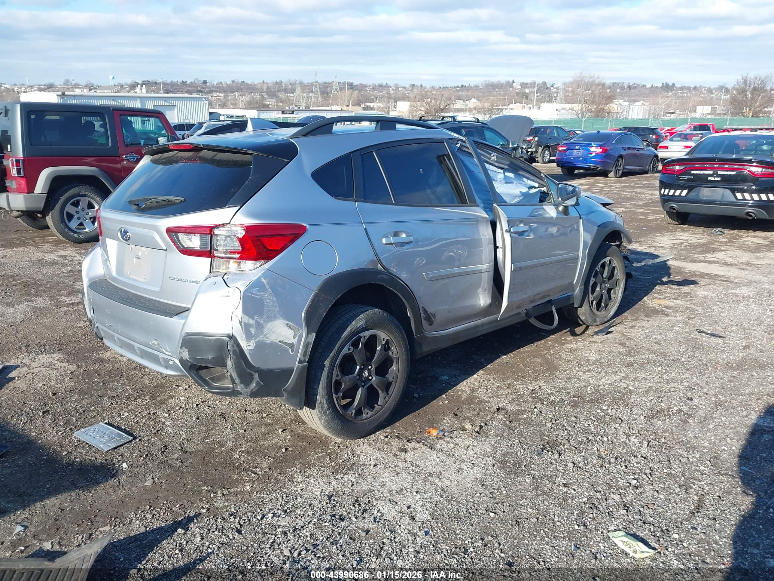 SUBARU CROSSTREK image 4