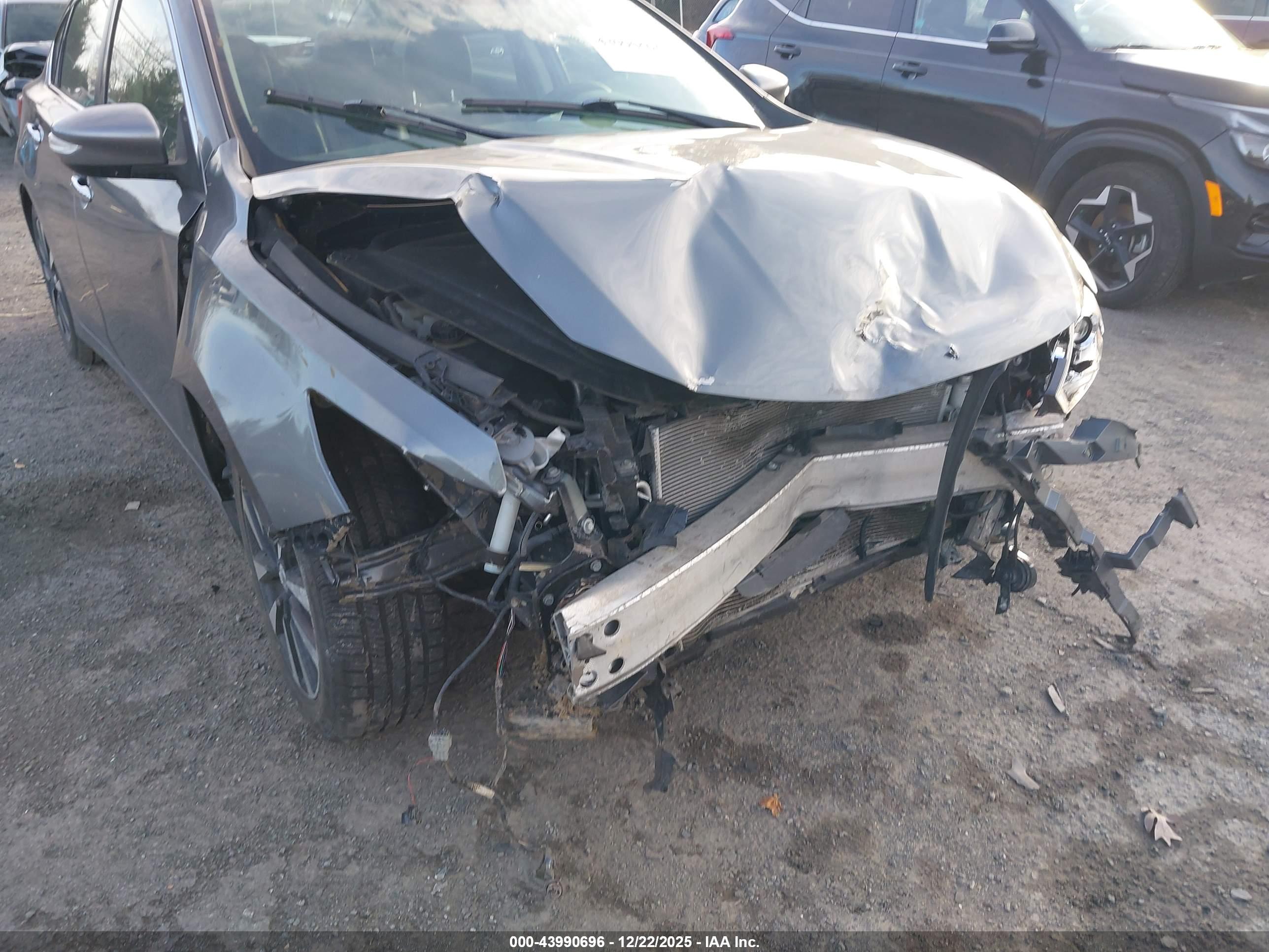NISSAN ALTIMA image 6