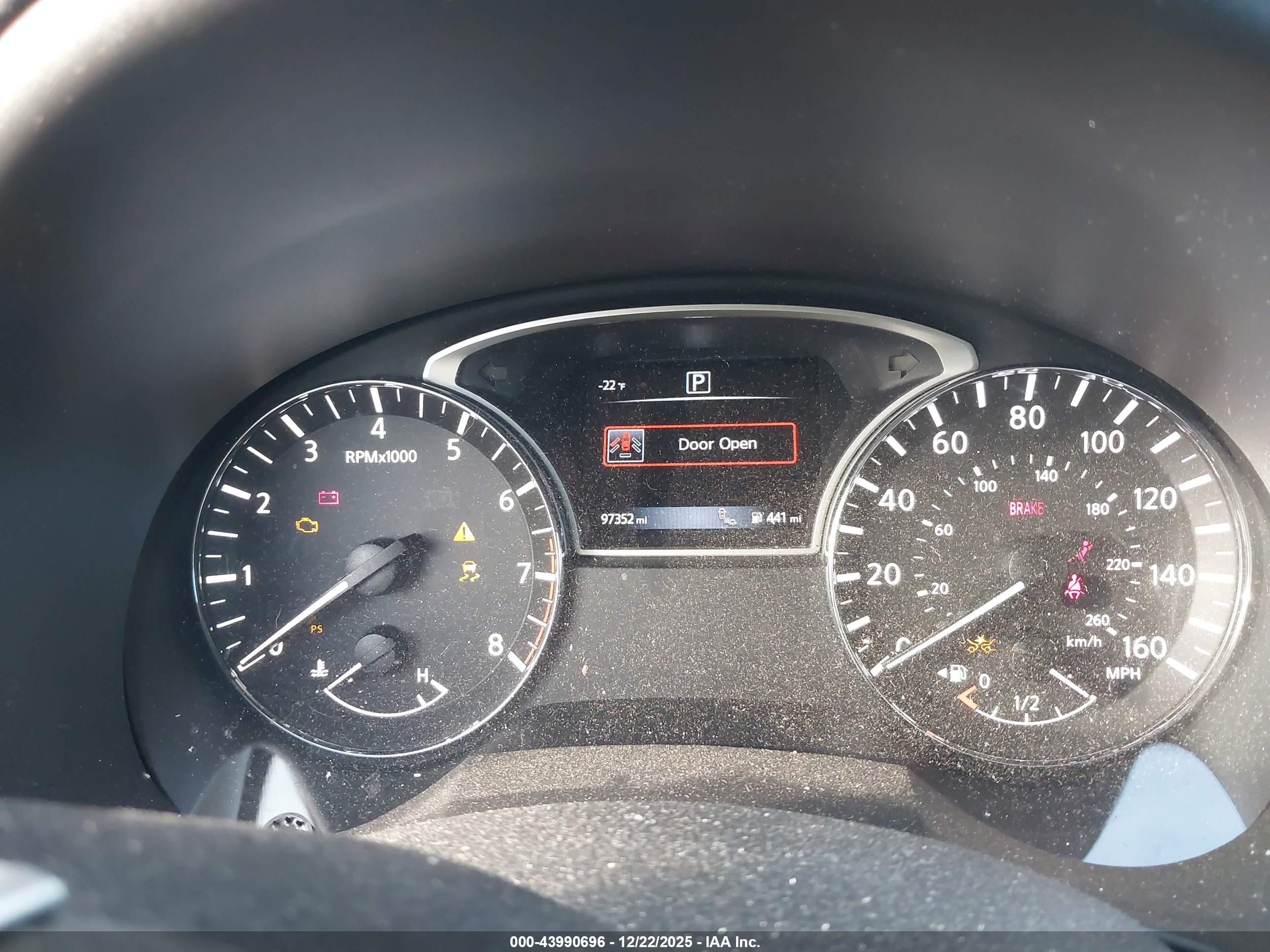 NISSAN ALTIMA image 7