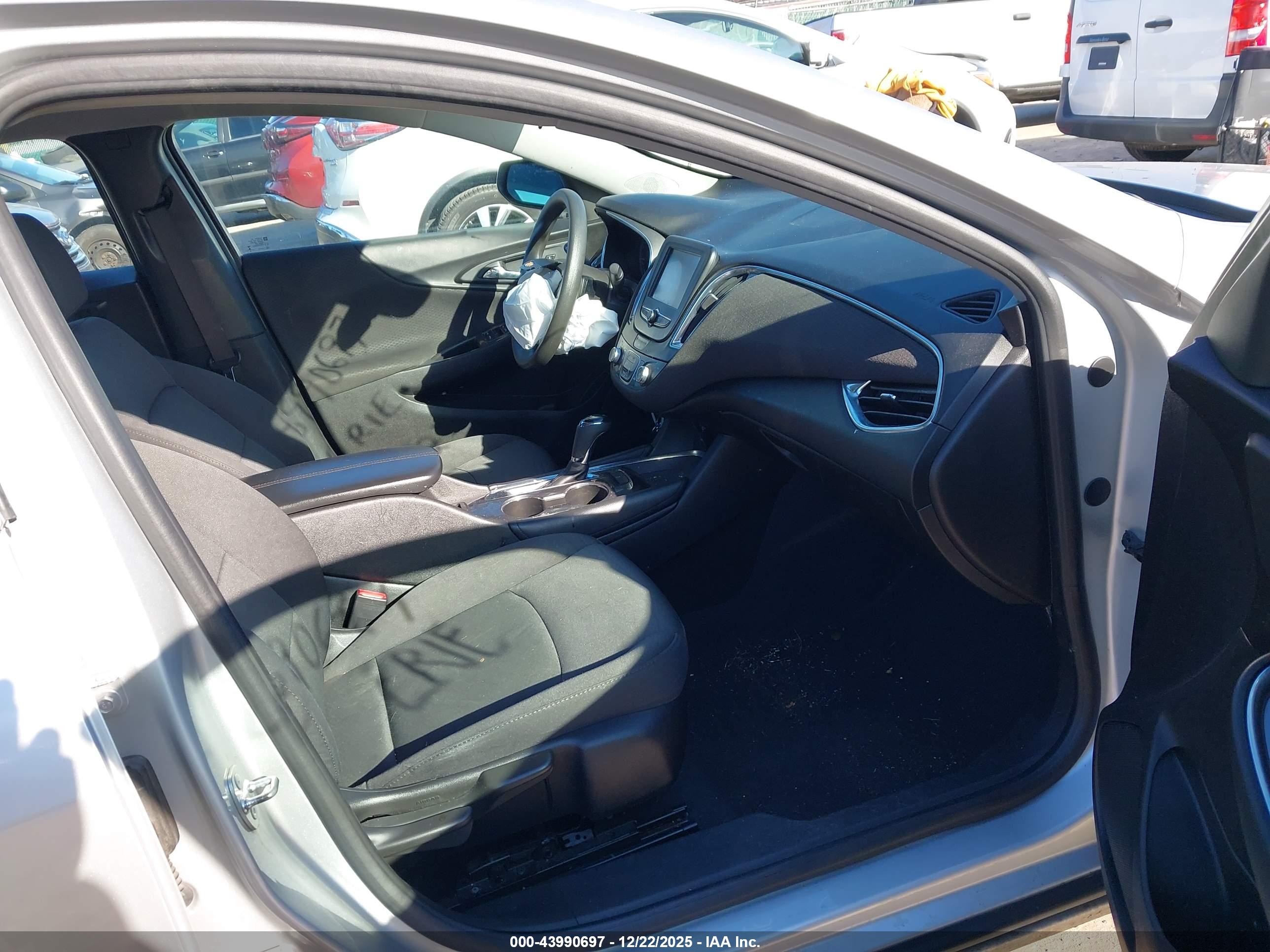 CHEVROLET MALIBU image 5