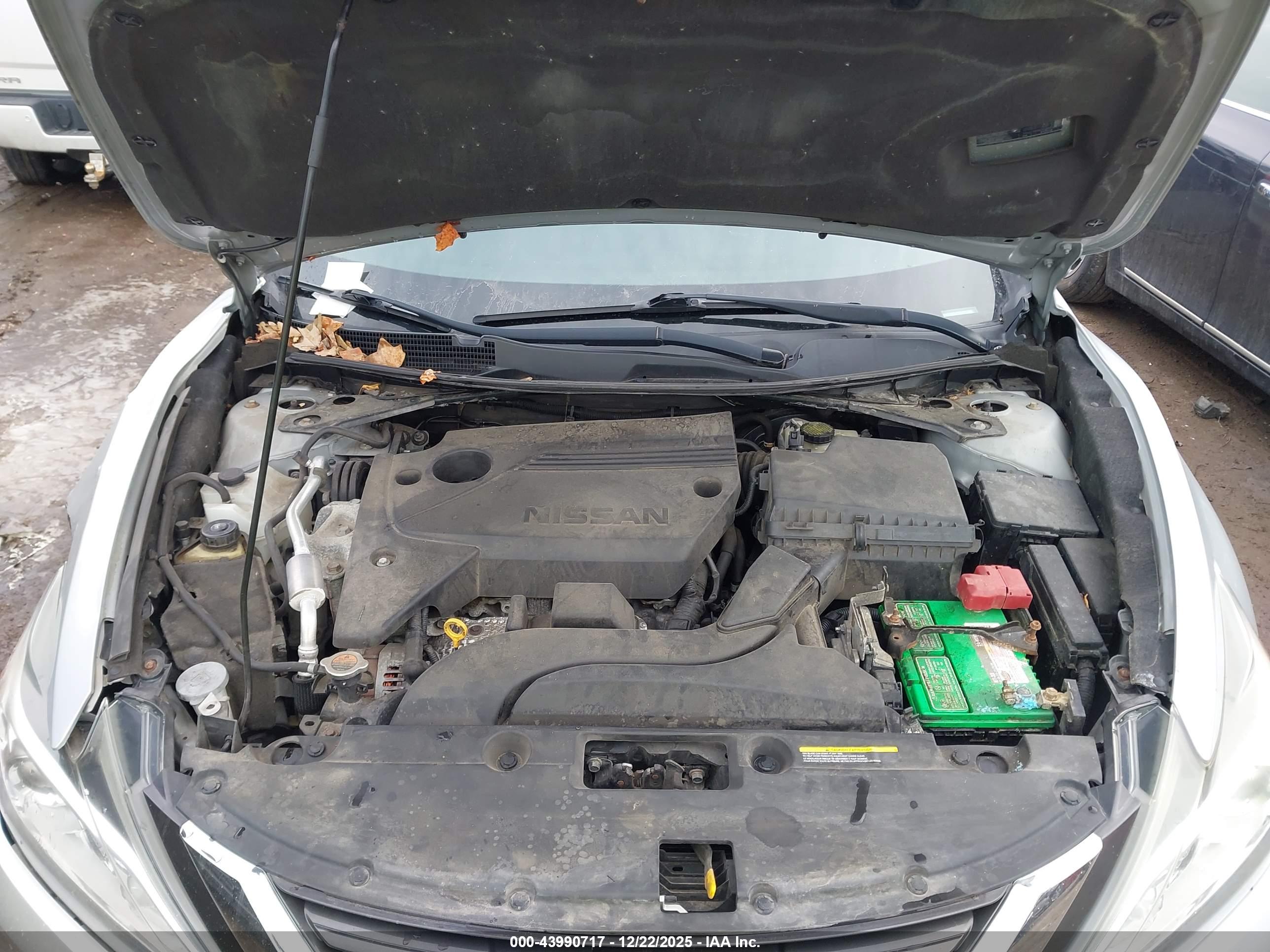 NISSAN ALTIMA image 10