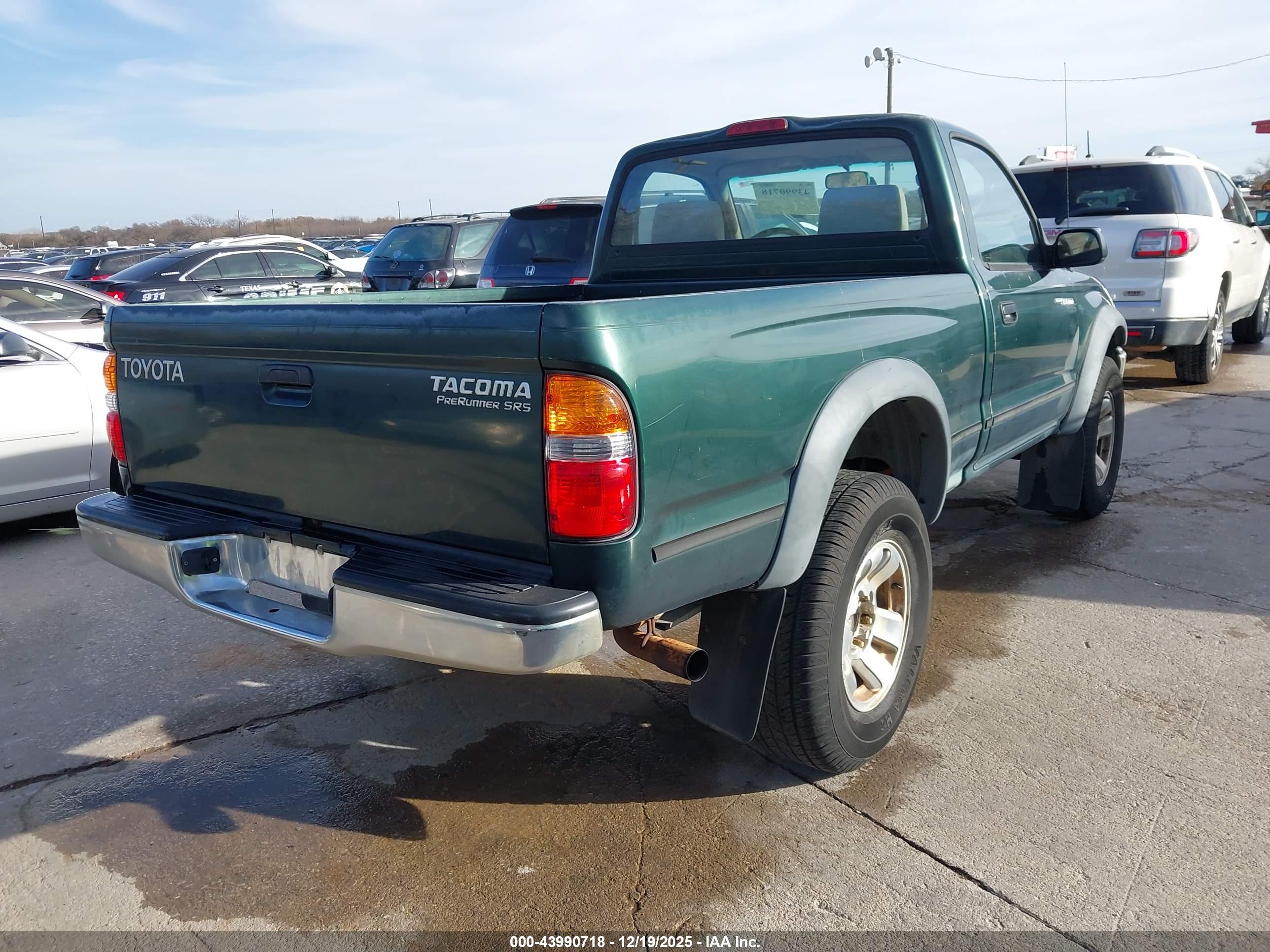 TOYOTA TACOMA image 4