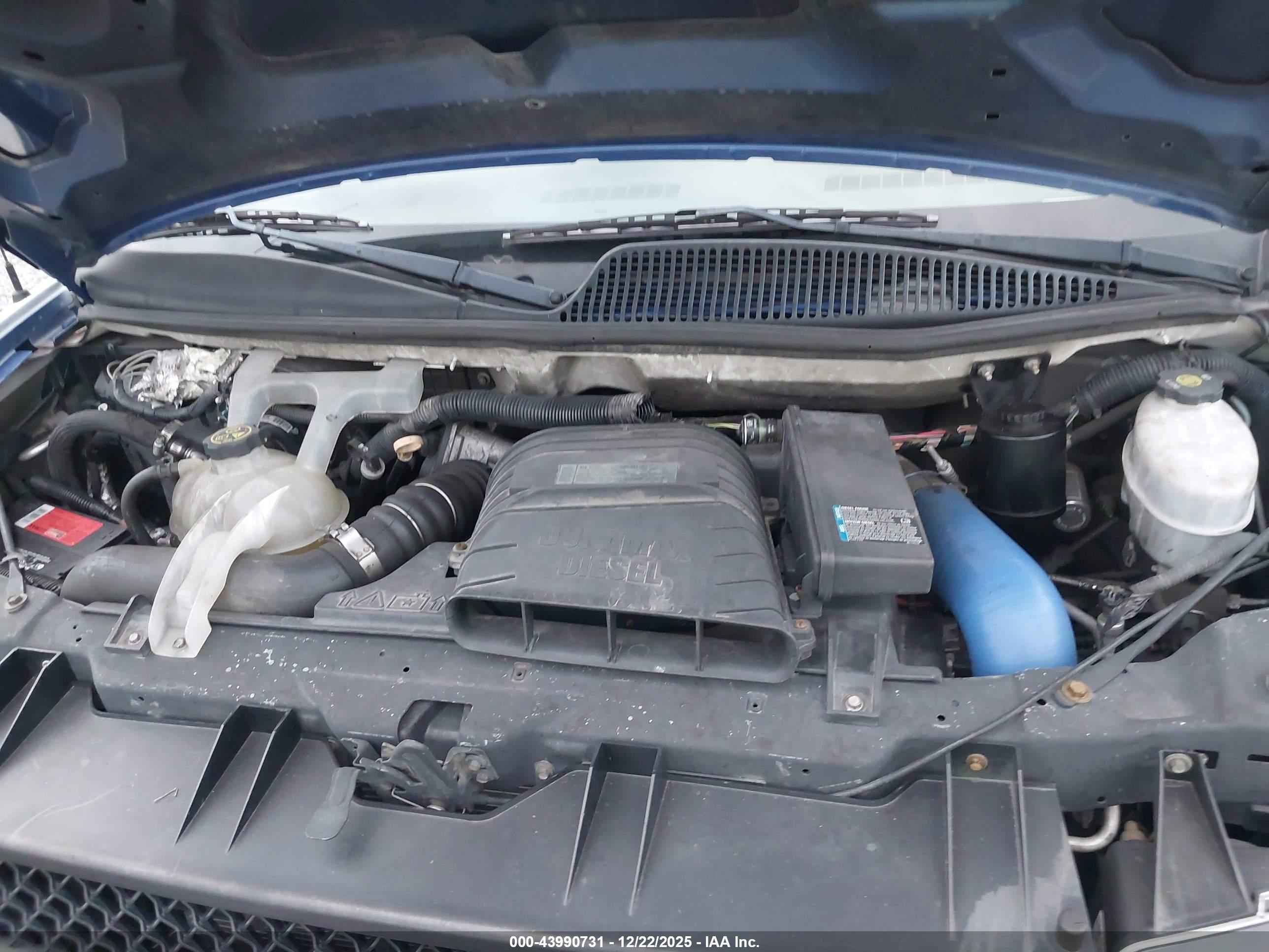 CHEVROLET EXPRESS image 10