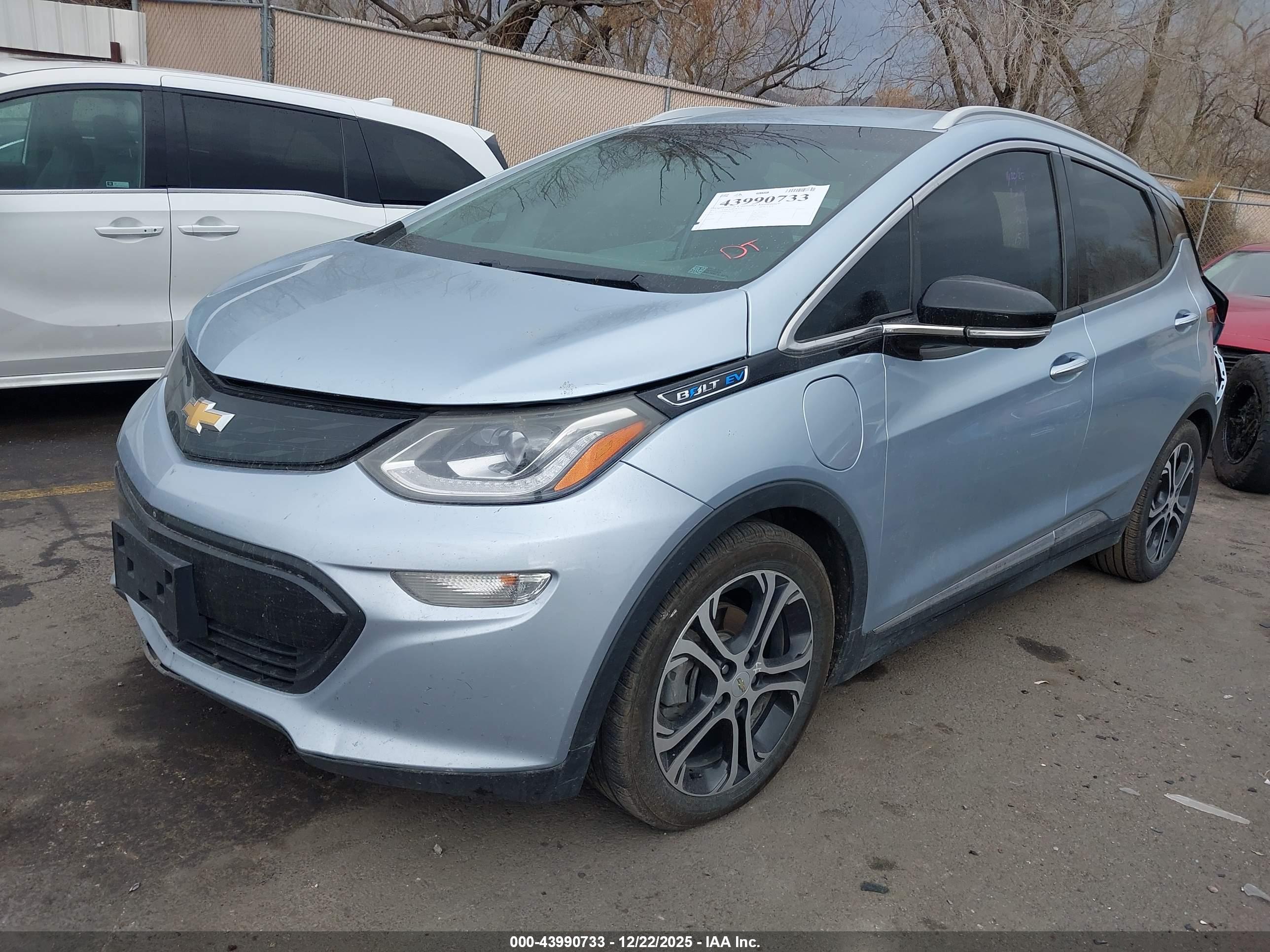 CHEVROLET BOLT image 2
