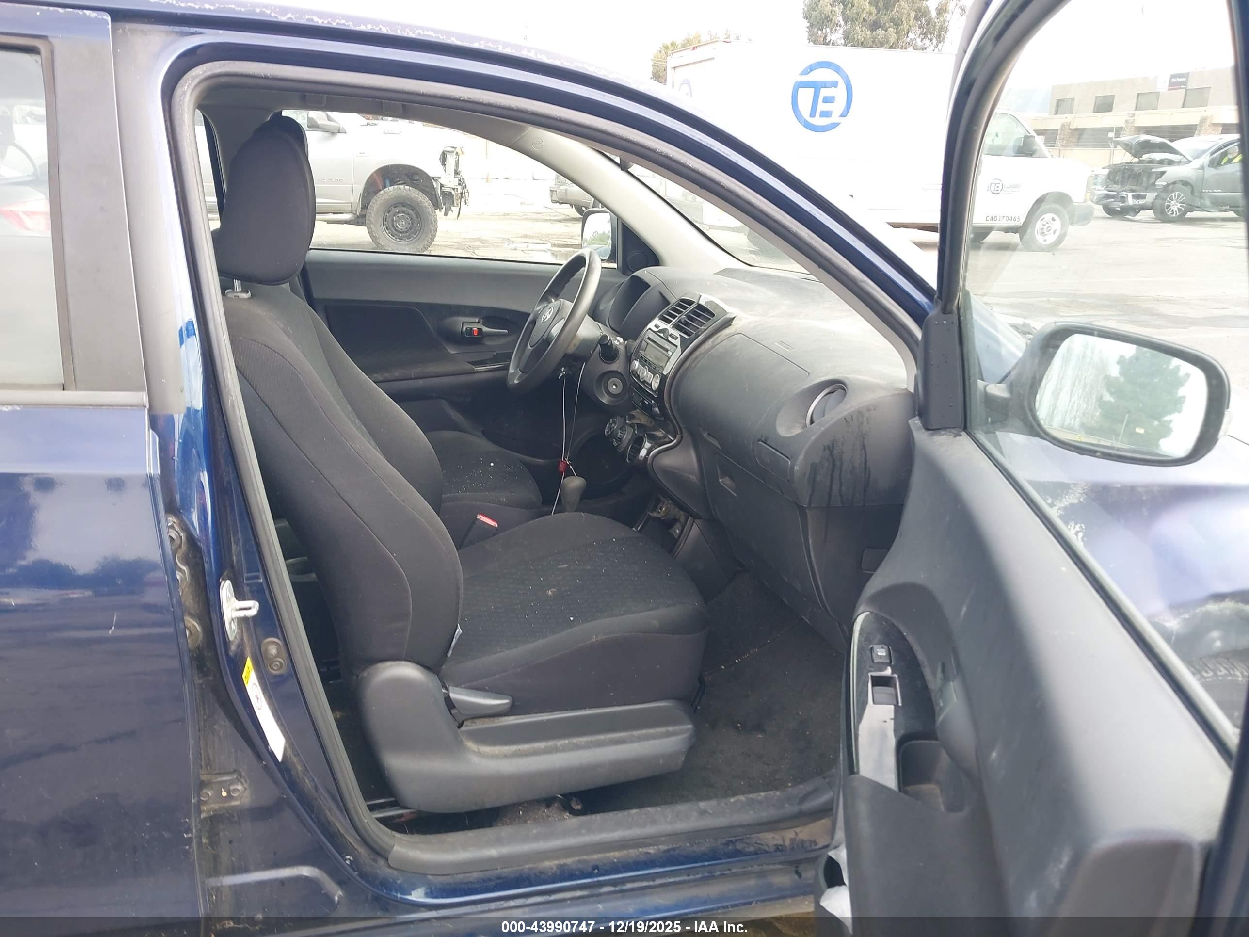 SCION XD image 5