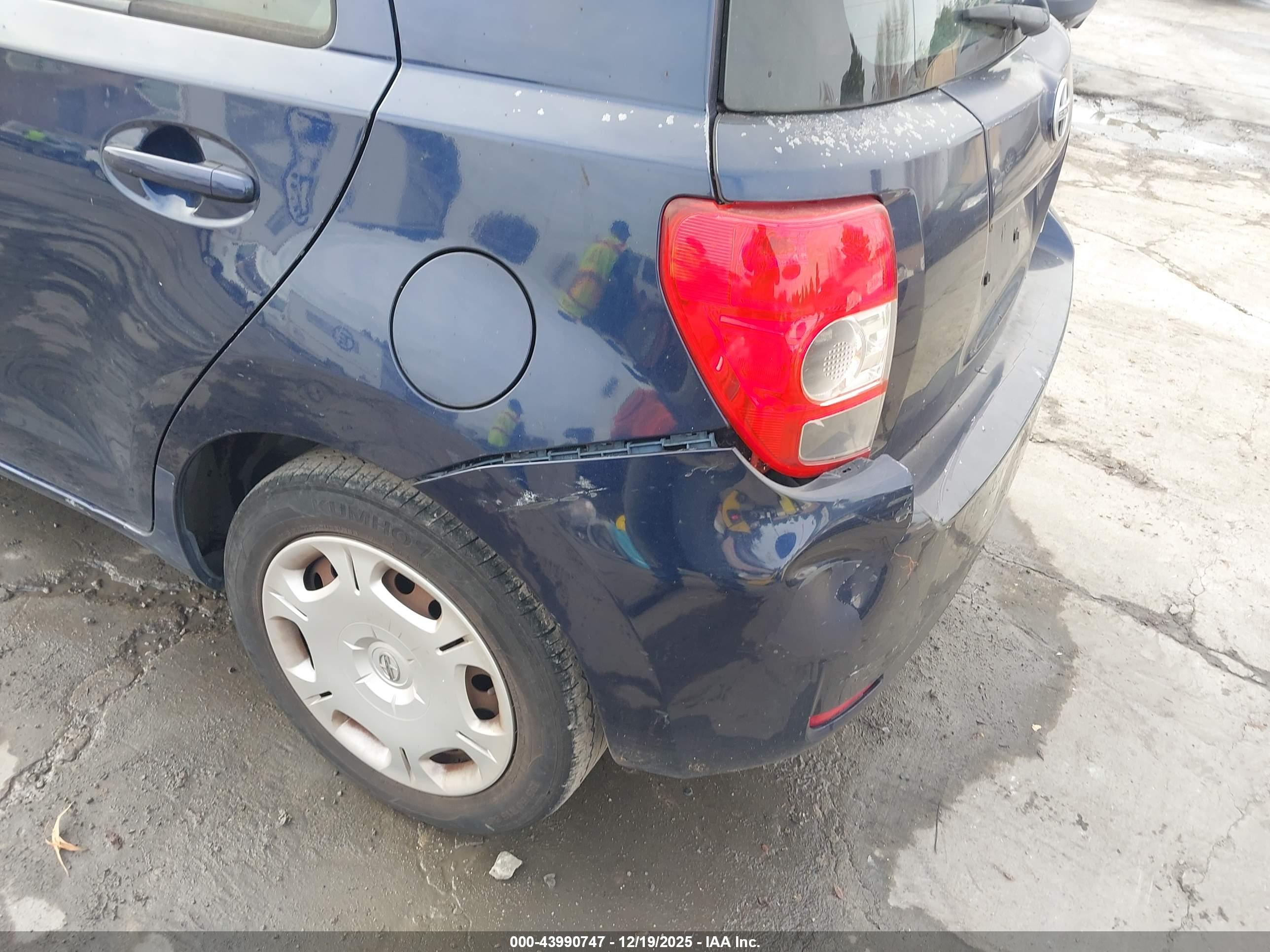 SCION XD image 6