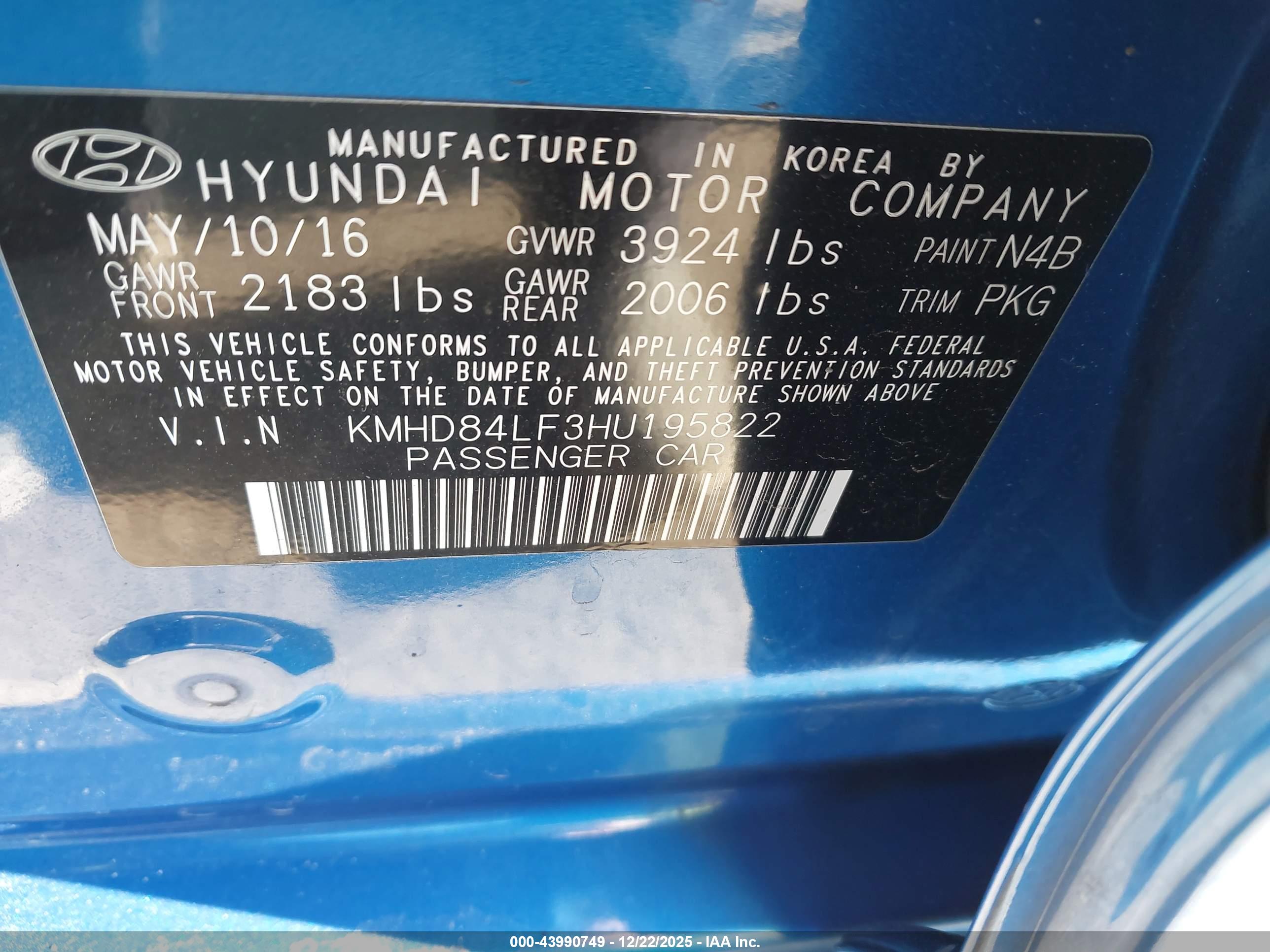 HYUNDAI ELANTRA image 9