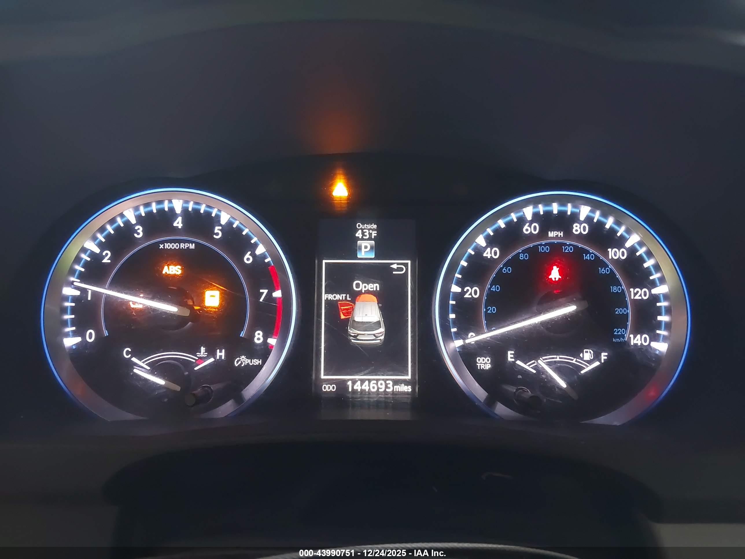 TOYOTA HIGHLANDER image 7
