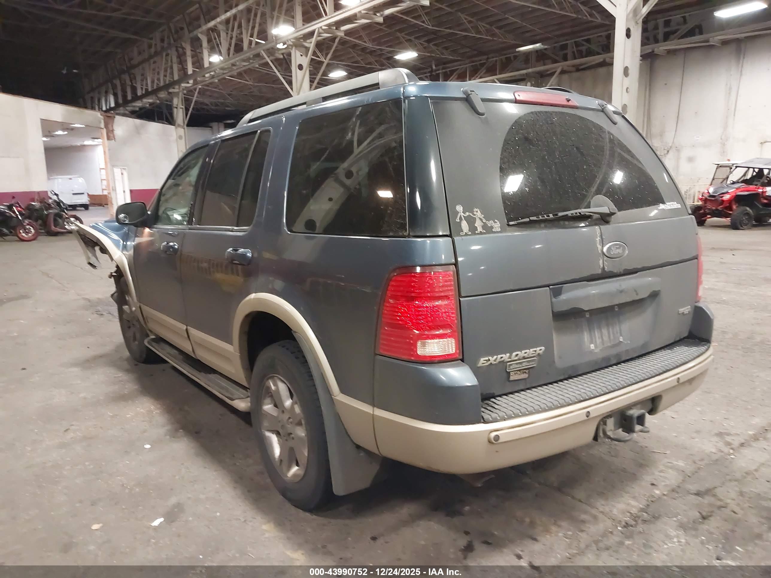 FORD EXPLORER image 3