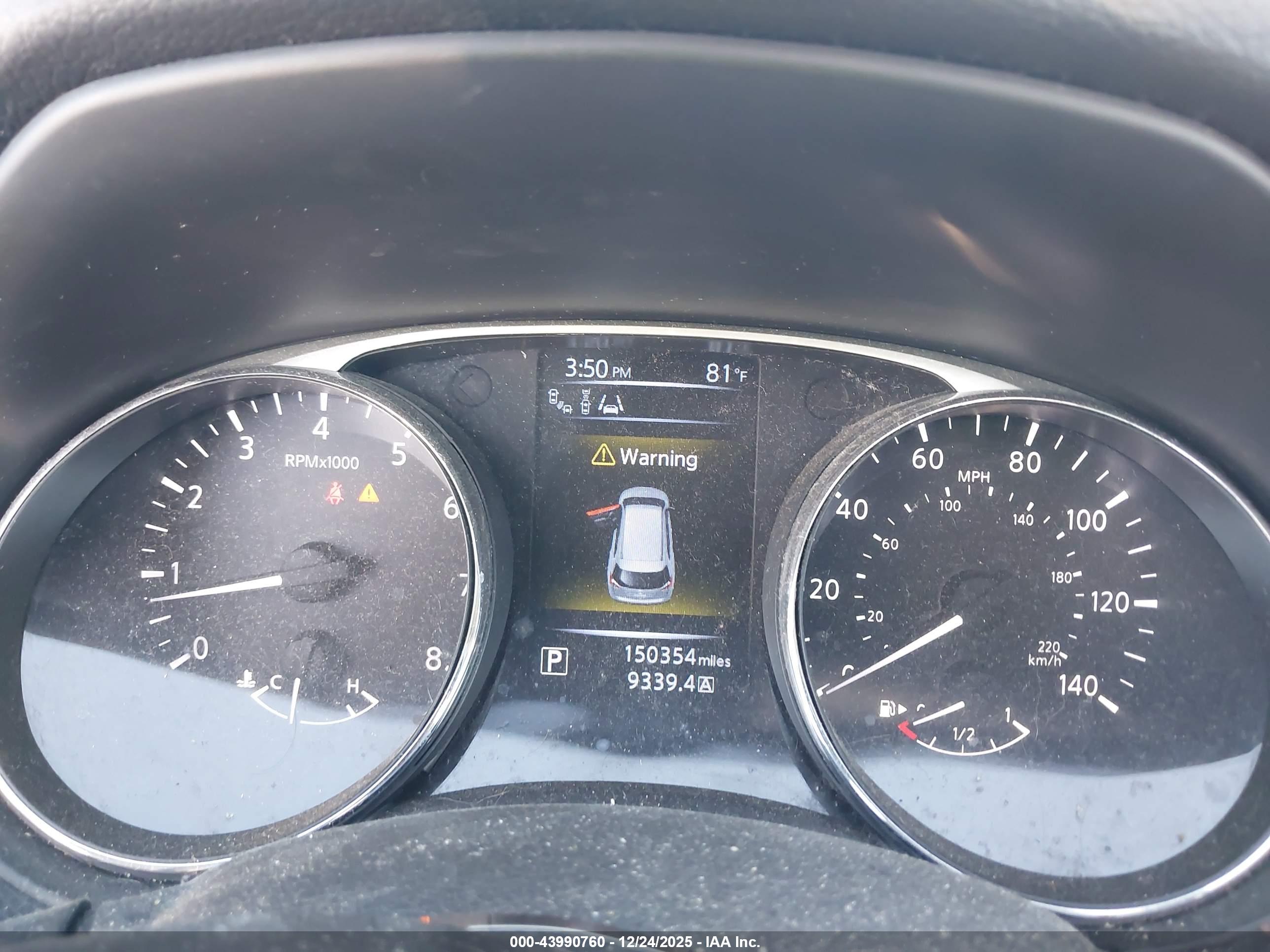 NISSAN ROGUE image 7