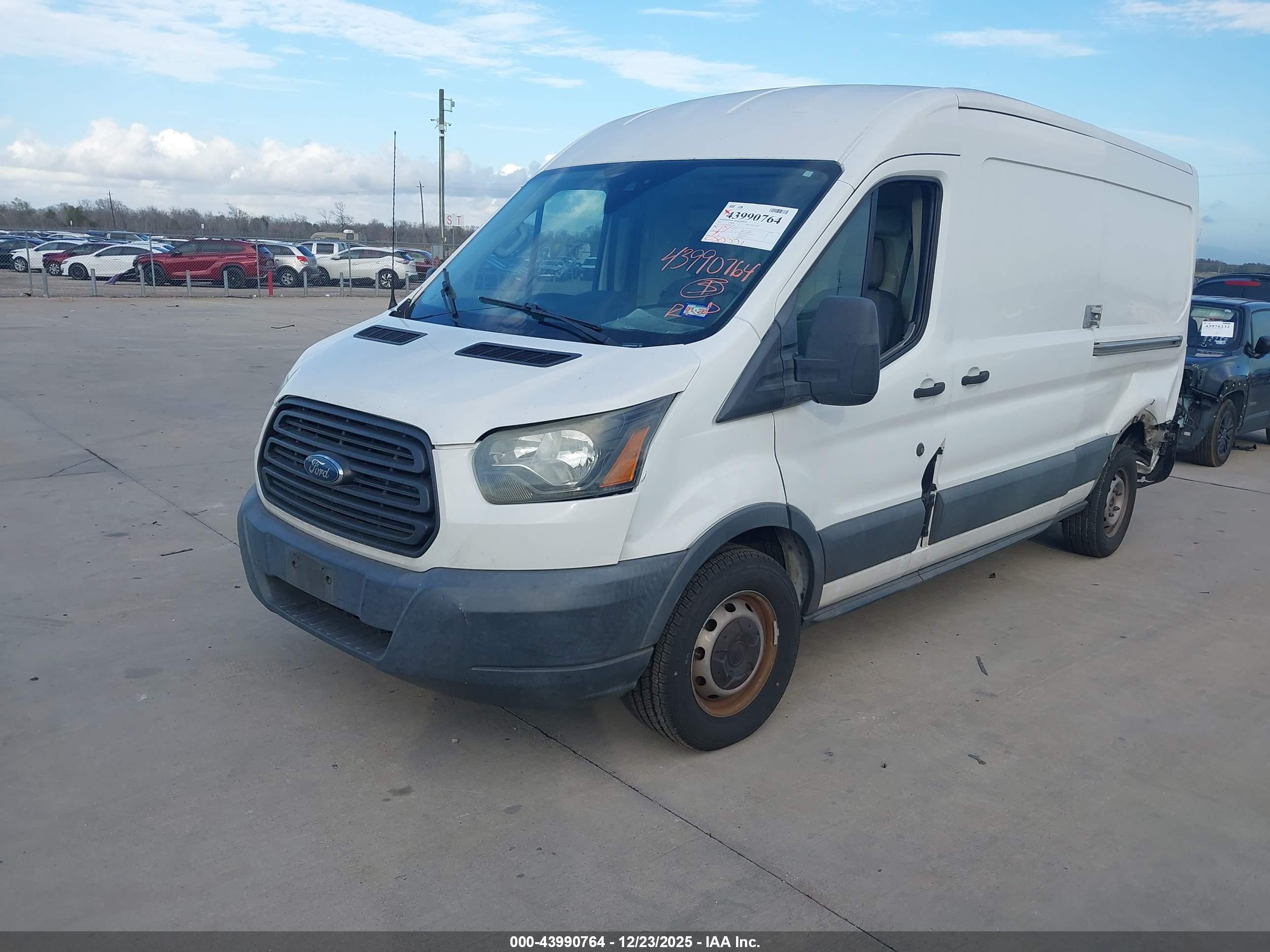 FORD TRANSIT-250 image 2