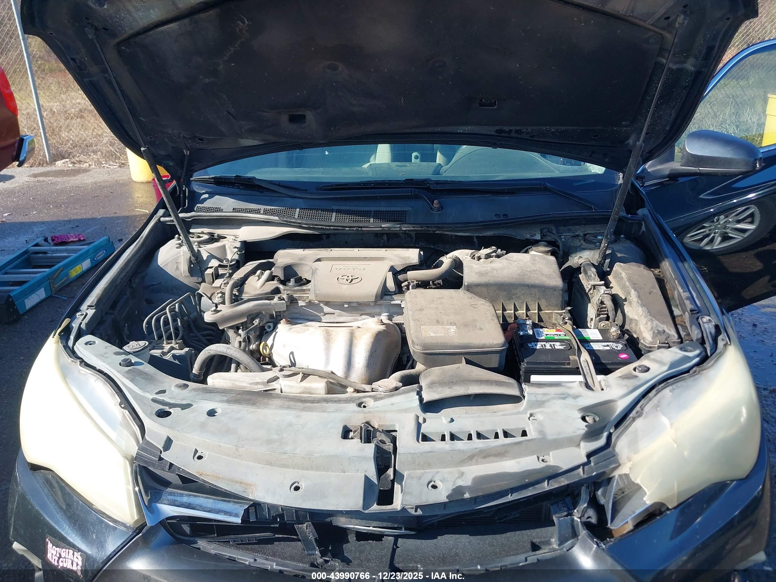 TOYOTA CAMRY image 10