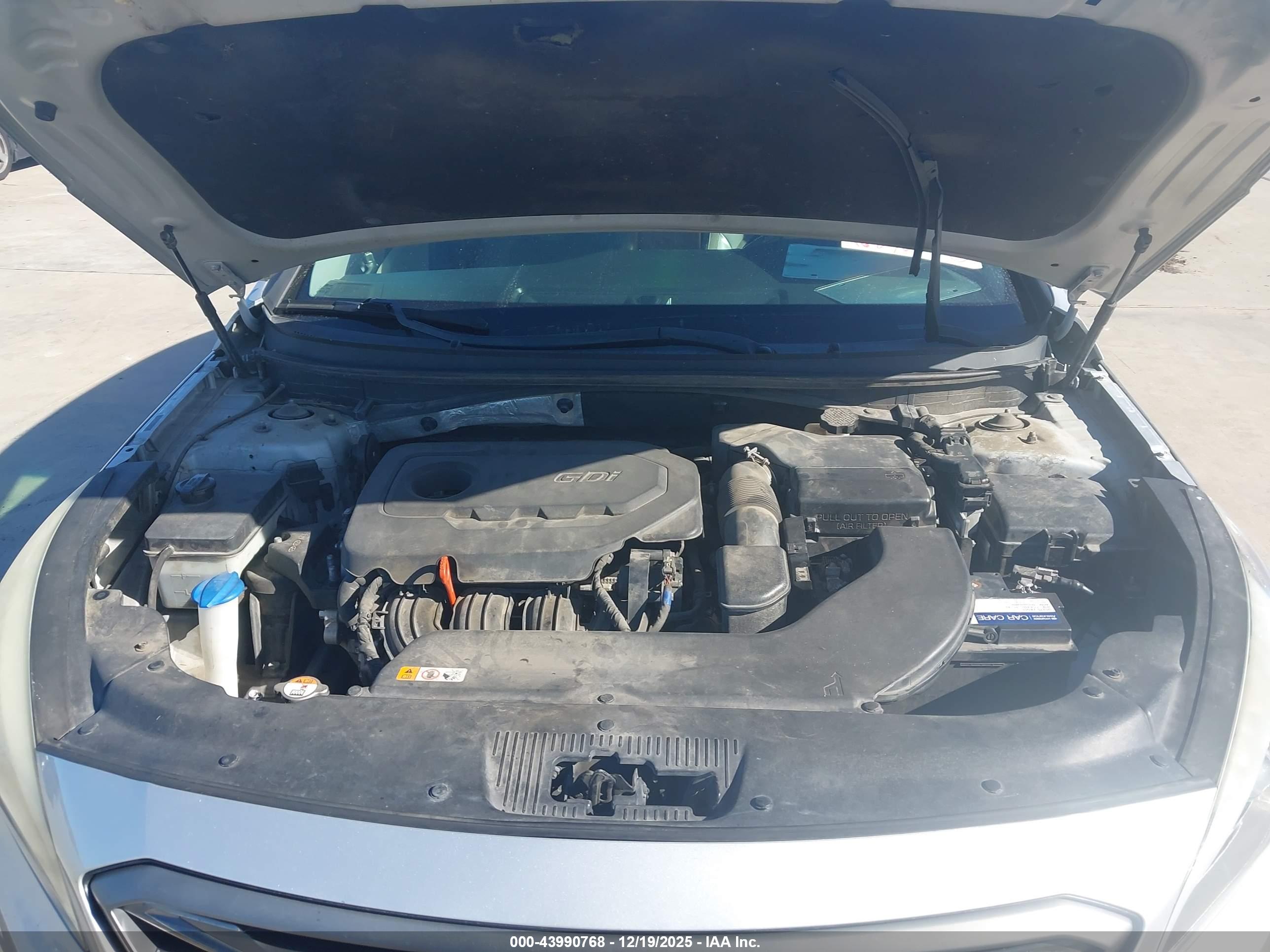 HYUNDAI SONATA image 10