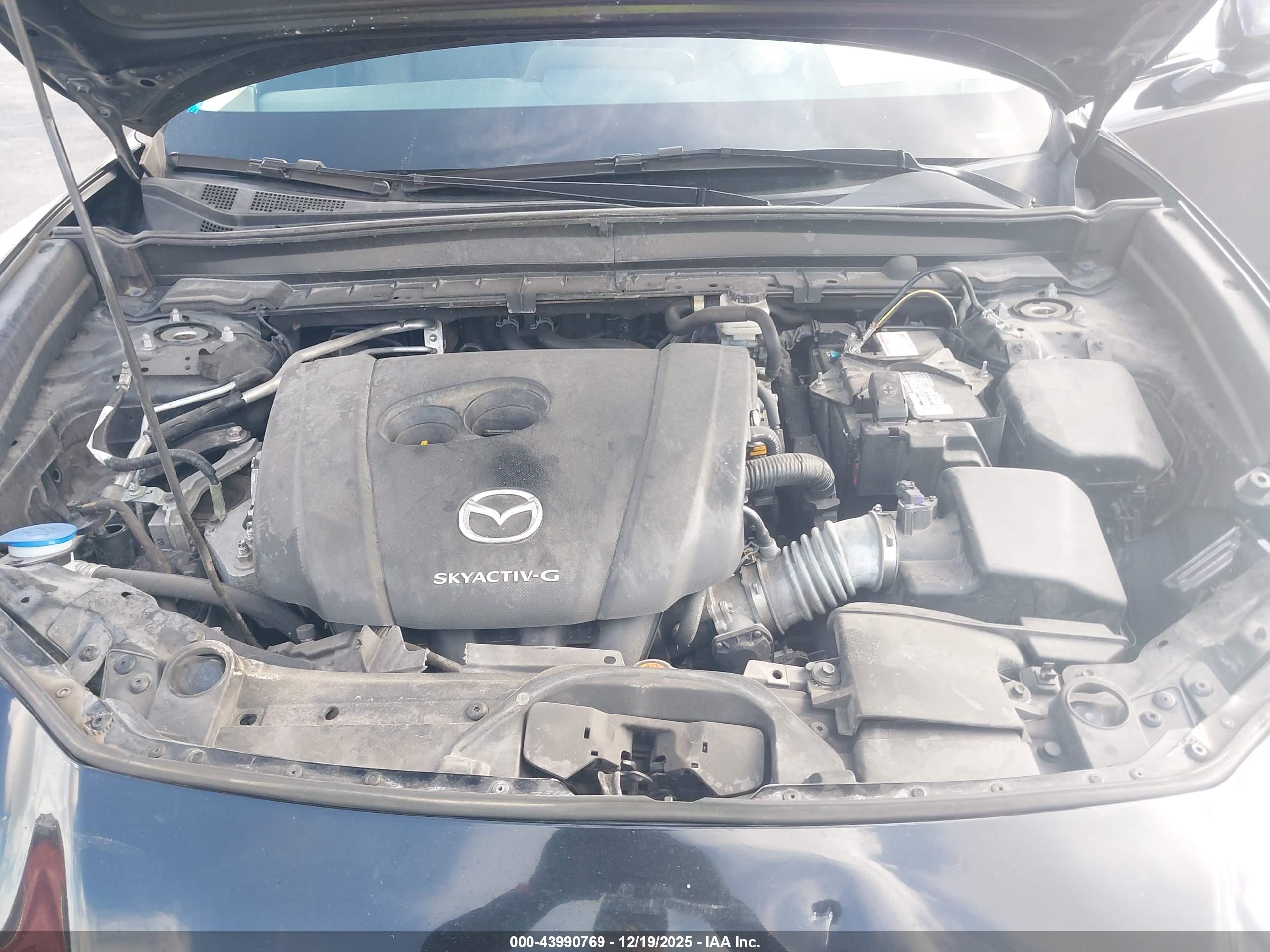 MAZDA CX-30 image 10