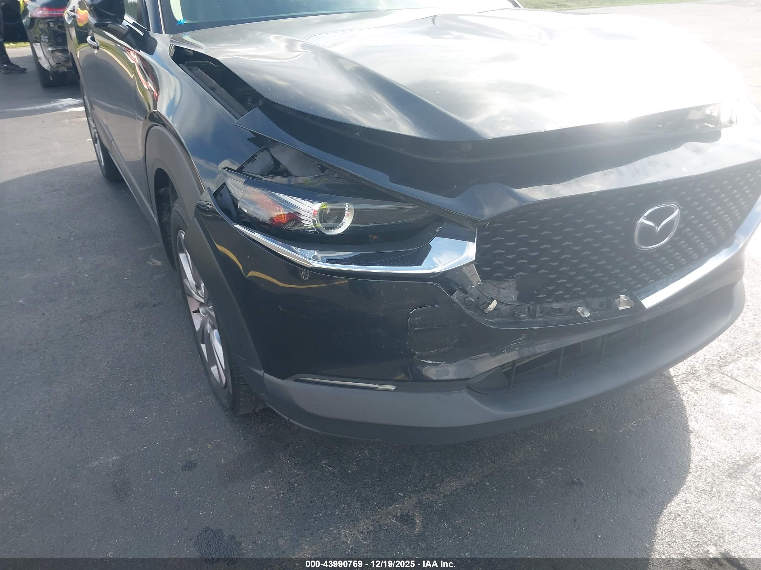 MAZDA CX-30 image 6