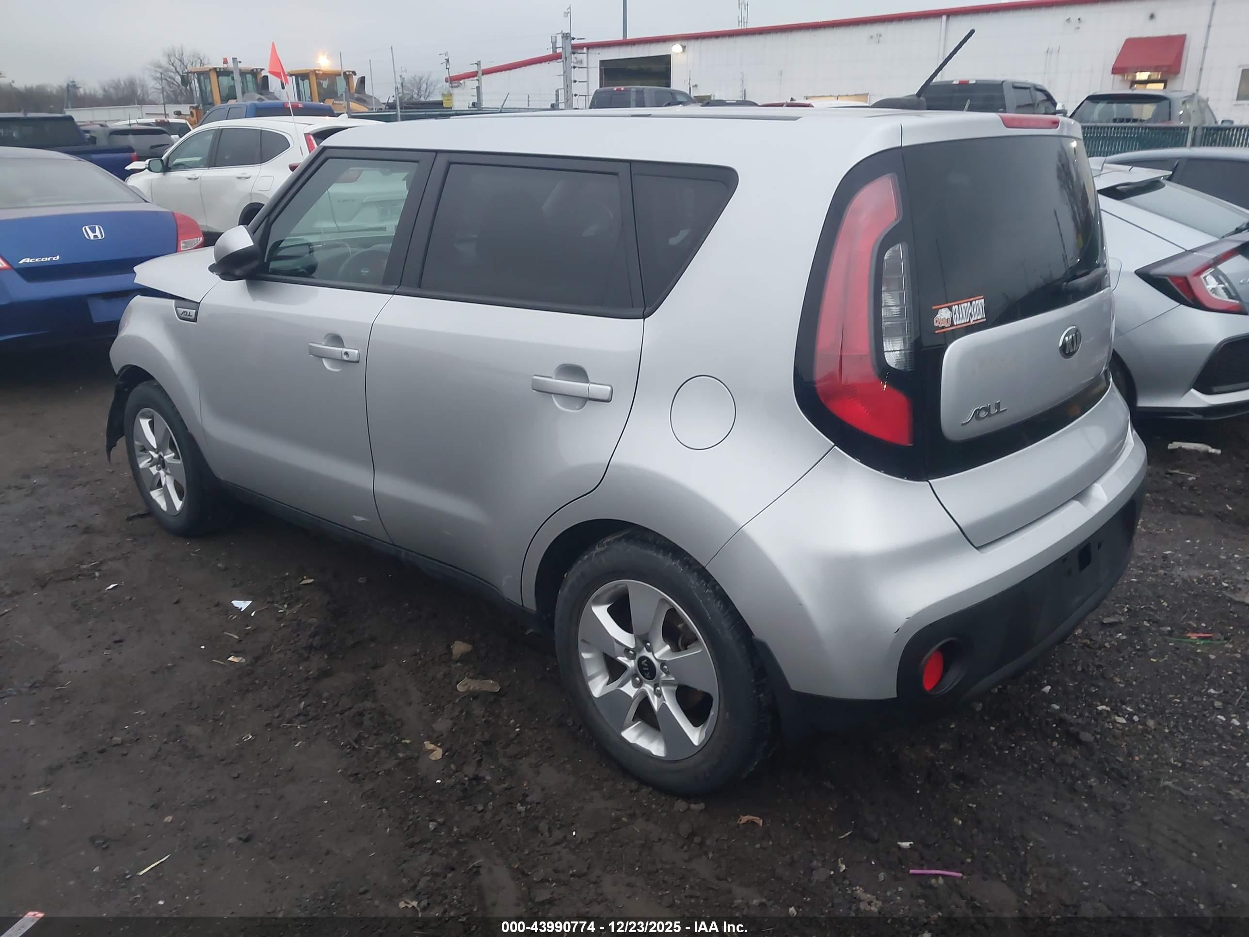 KIA SOUL image 3