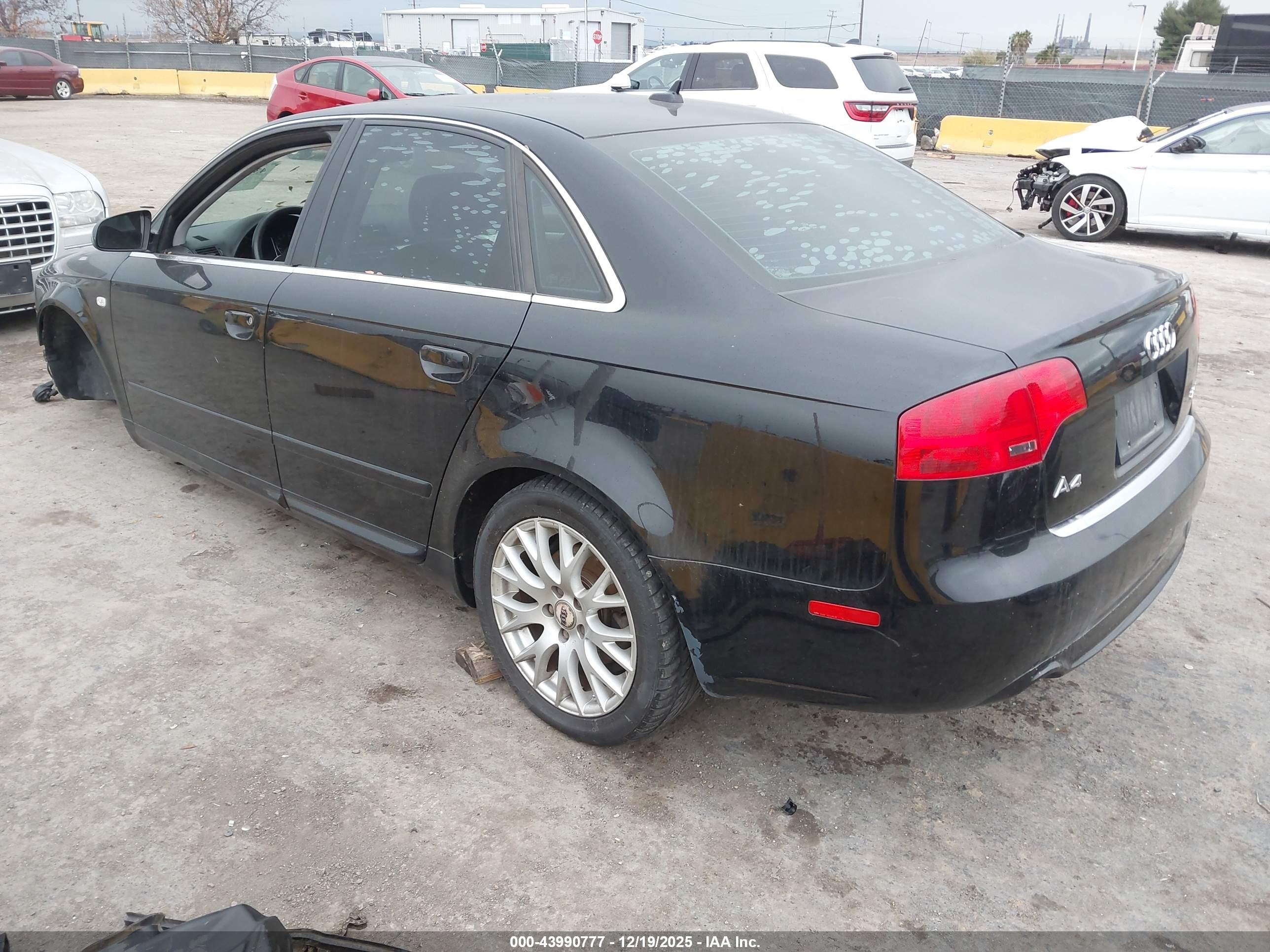 AUDI A4 image 3
