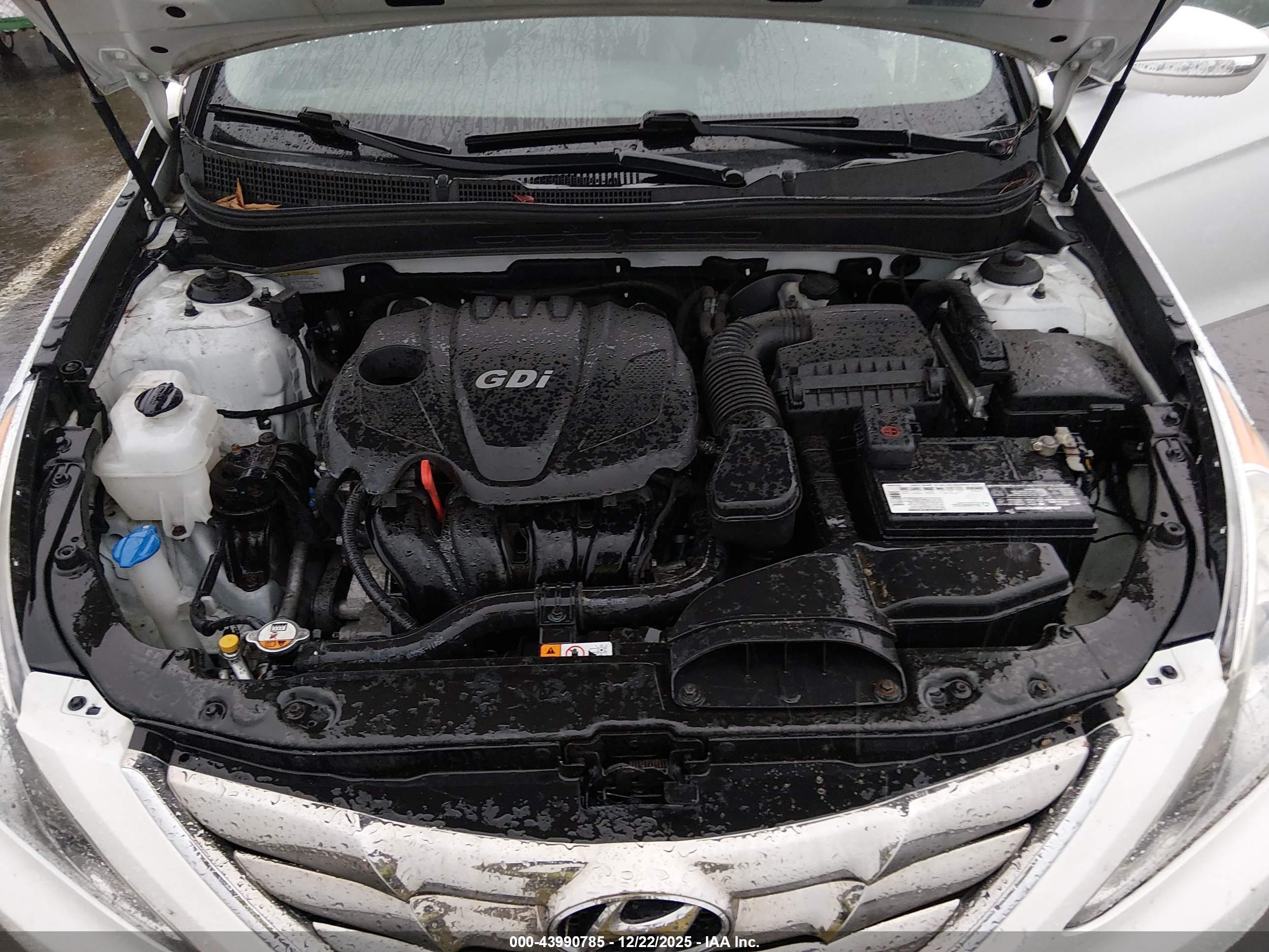 HYUNDAI SONATA image 10