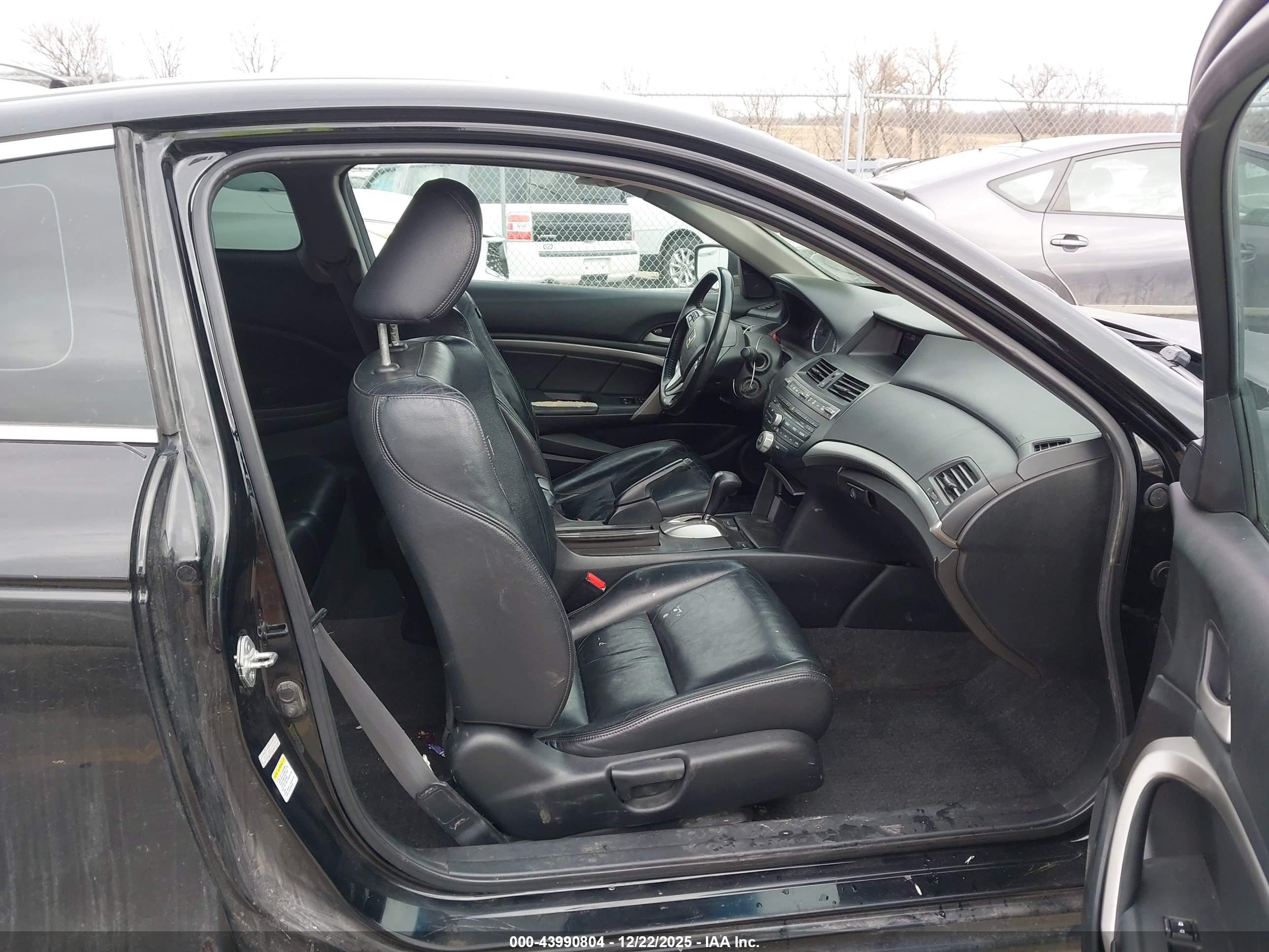 HONDA ACCORD image 5