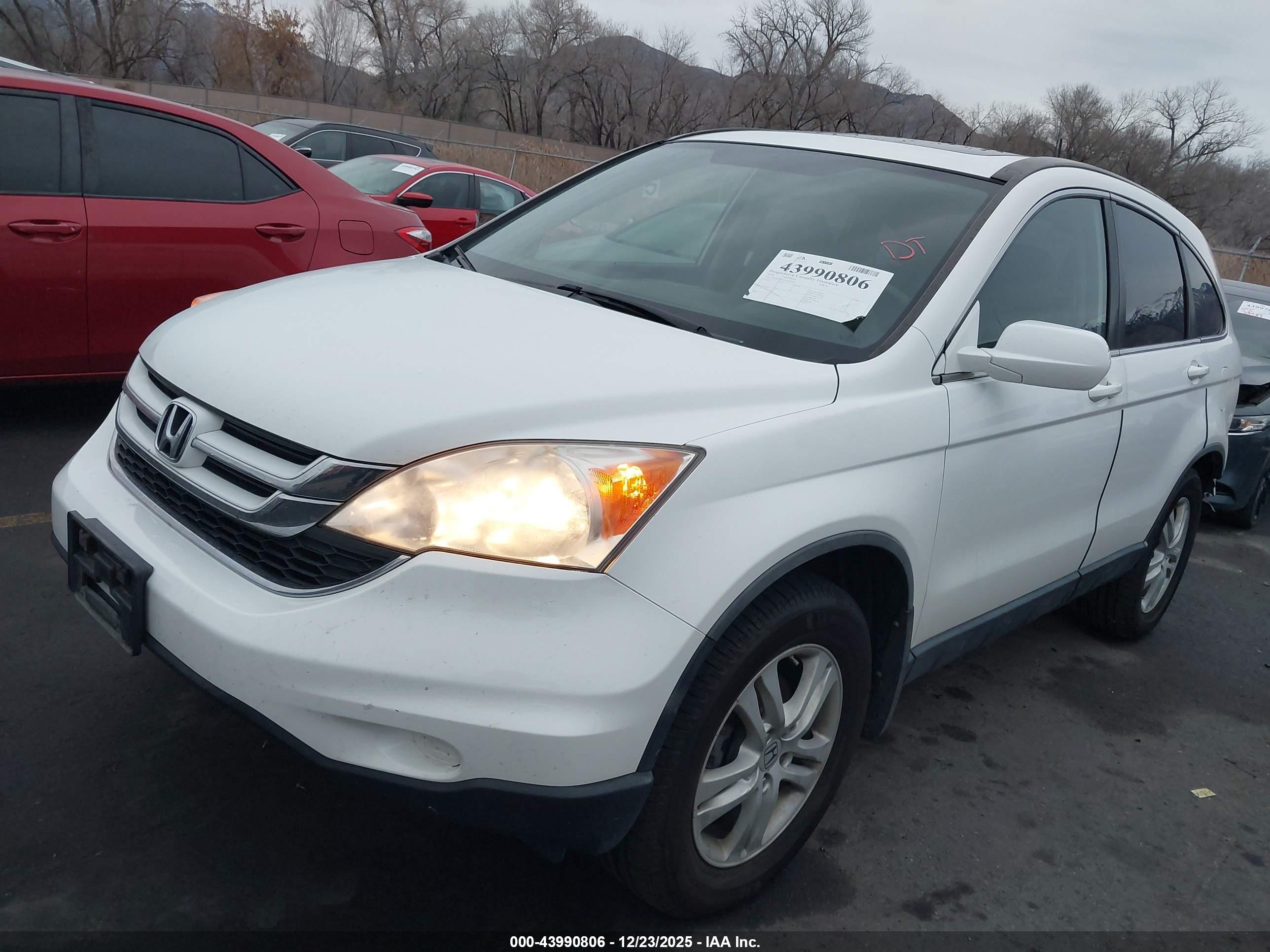 HONDA CR-V image 2
