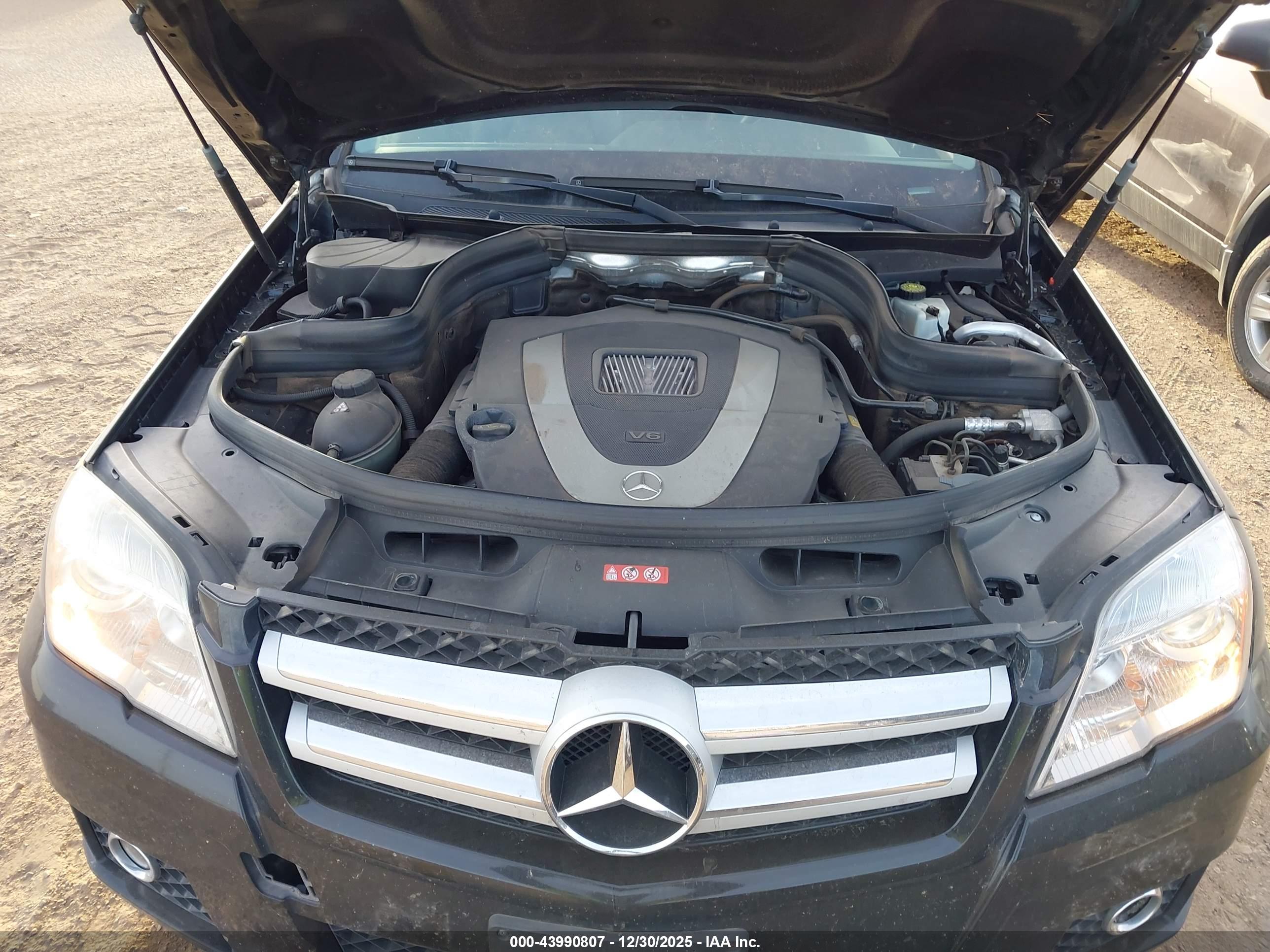 MERCEDES-BENZ GLK image 10