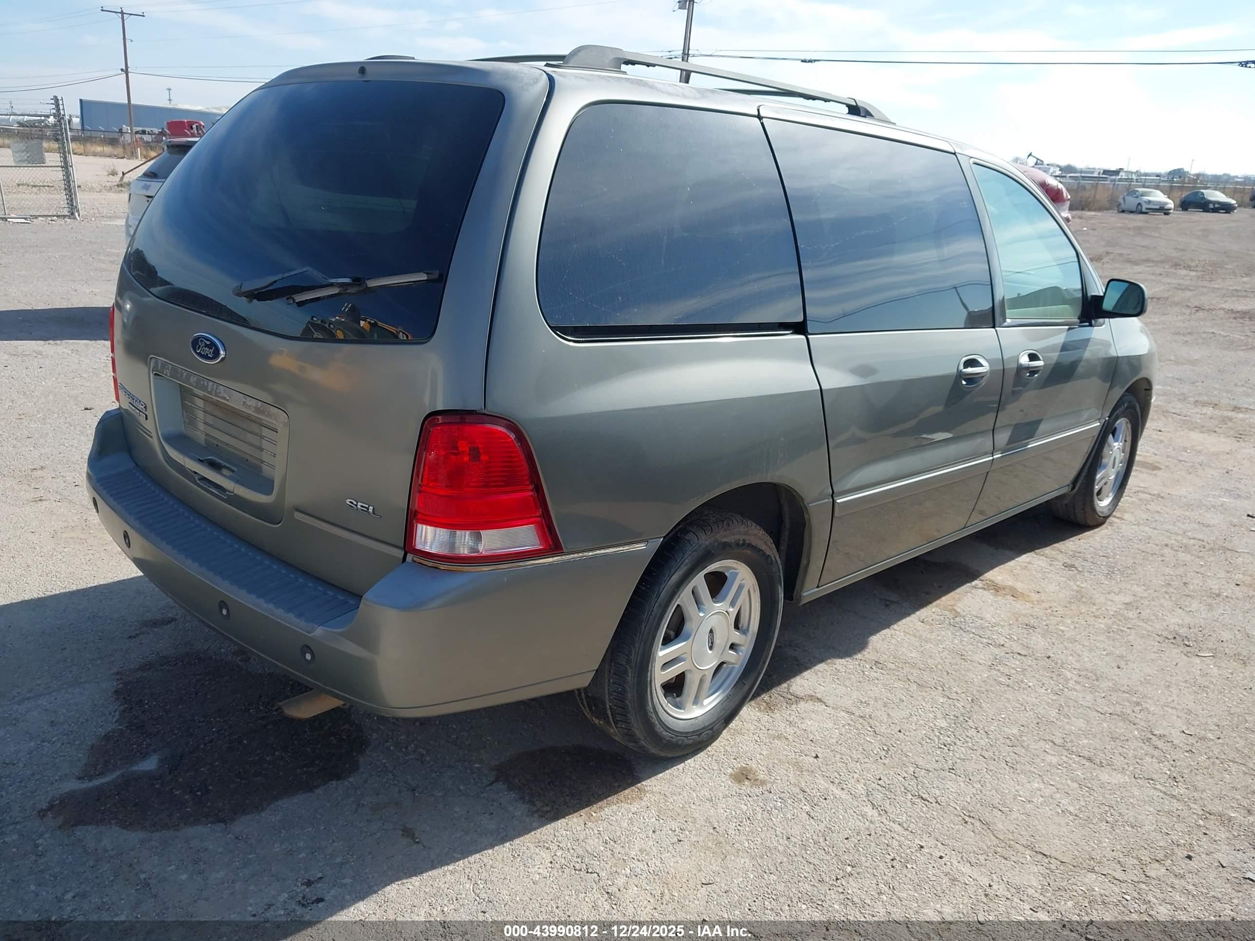 FORD FREESTAR image 4