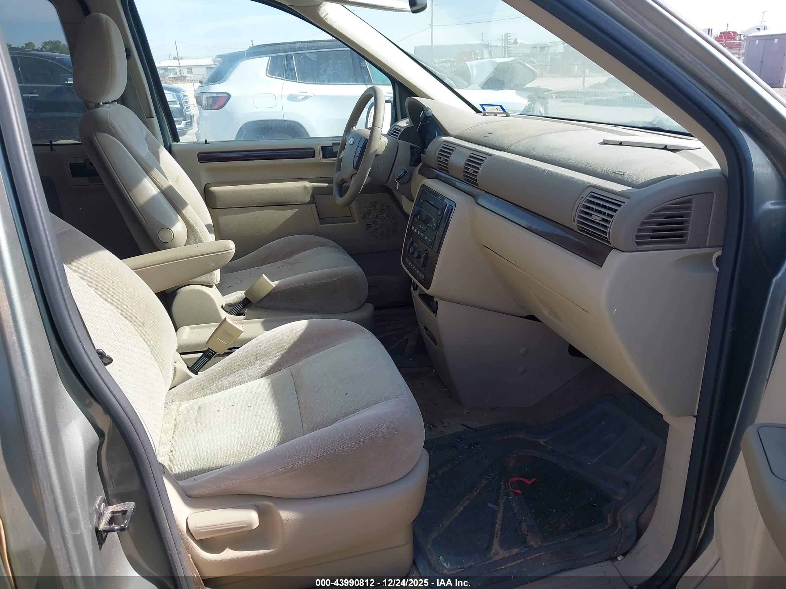 FORD FREESTAR image 5
