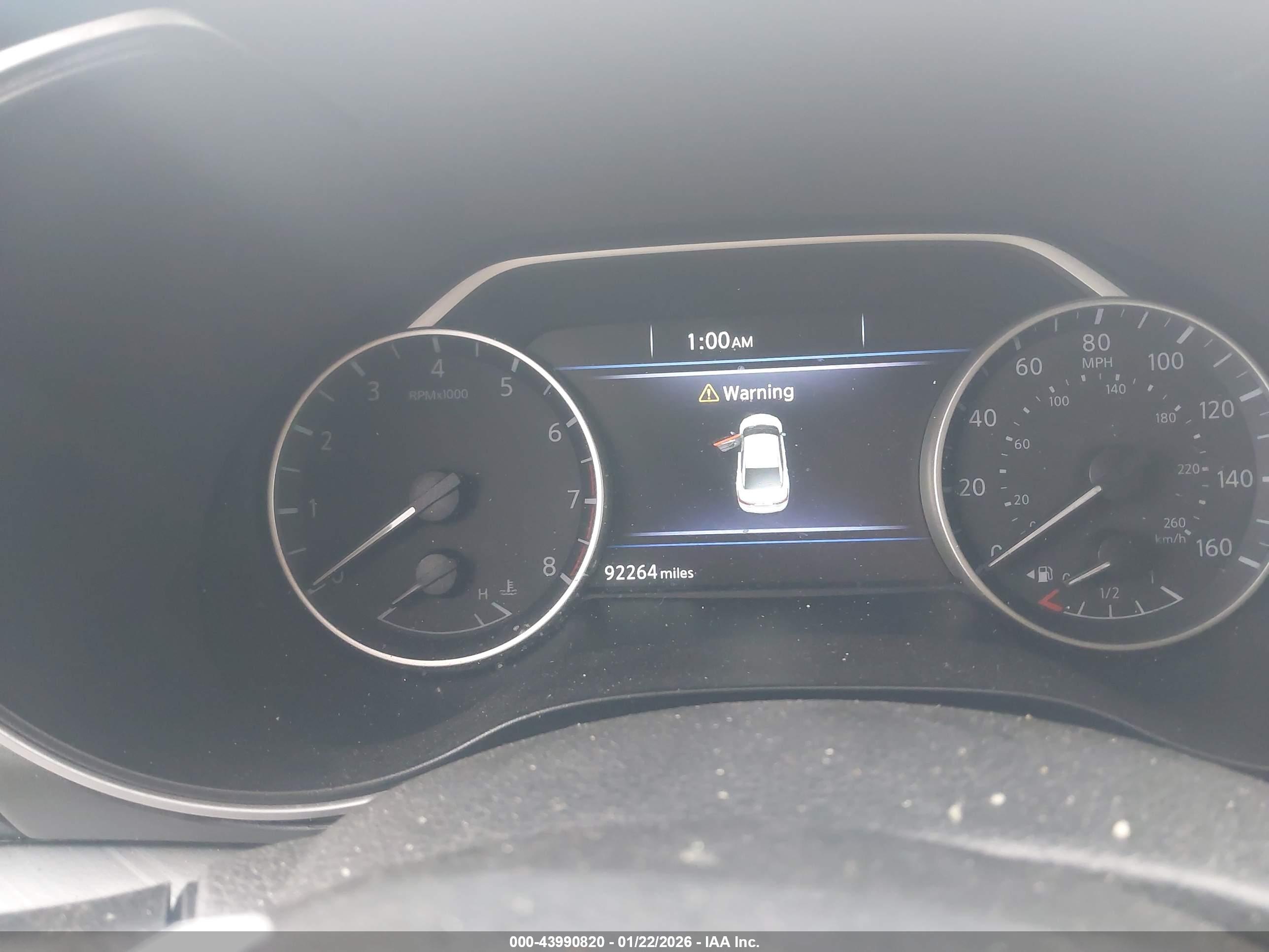 NISSAN MAXIMA image 7