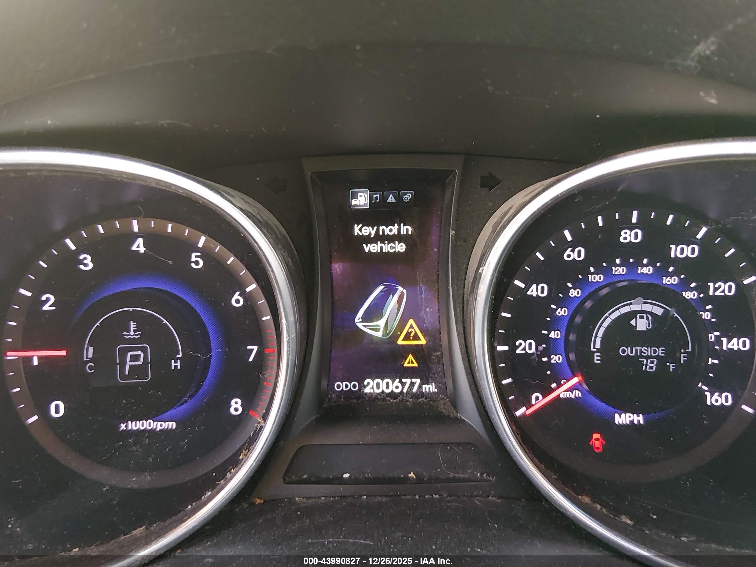 HYUNDAI SANTA image 7