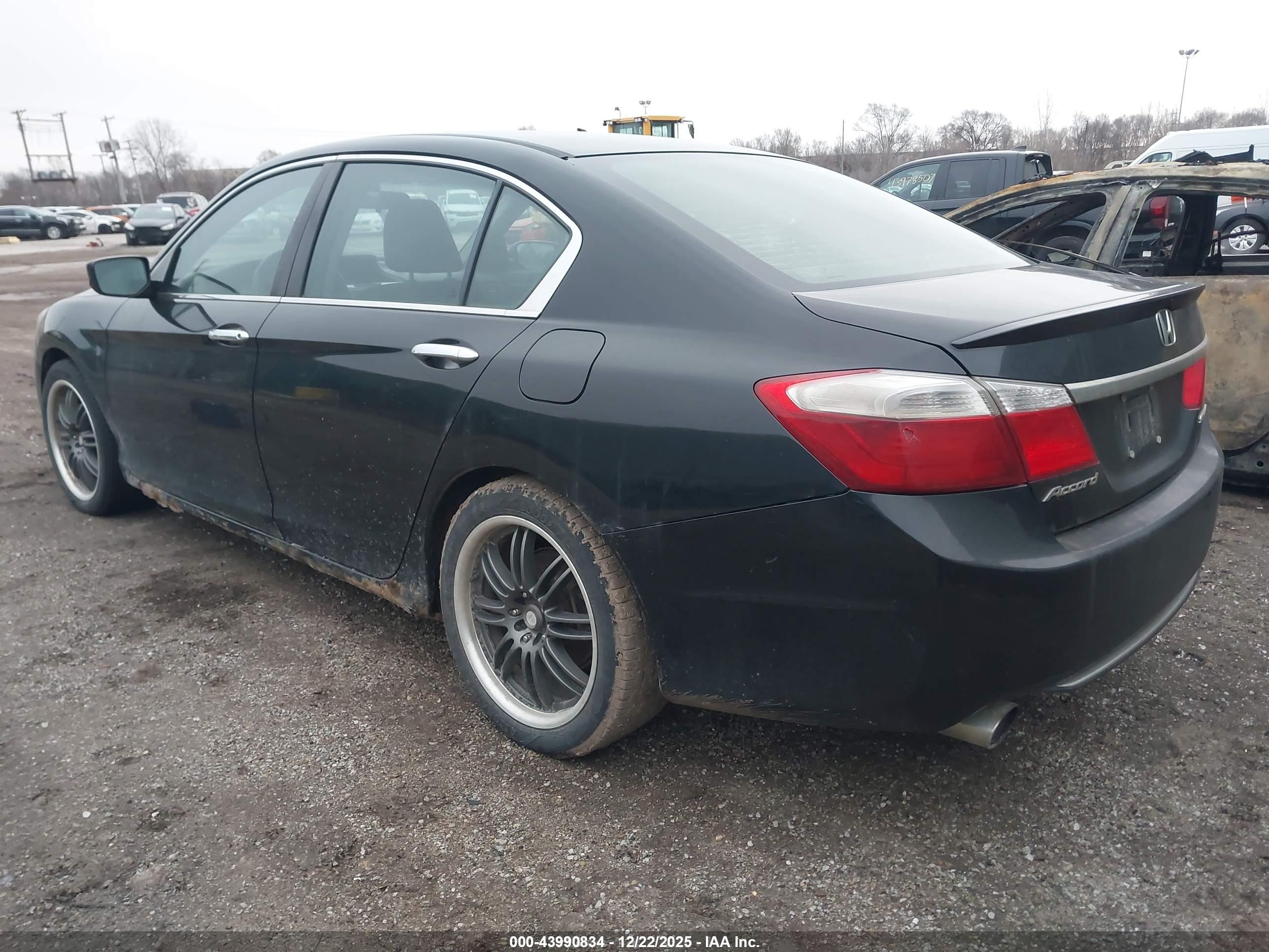 HONDA ACCORD image 3