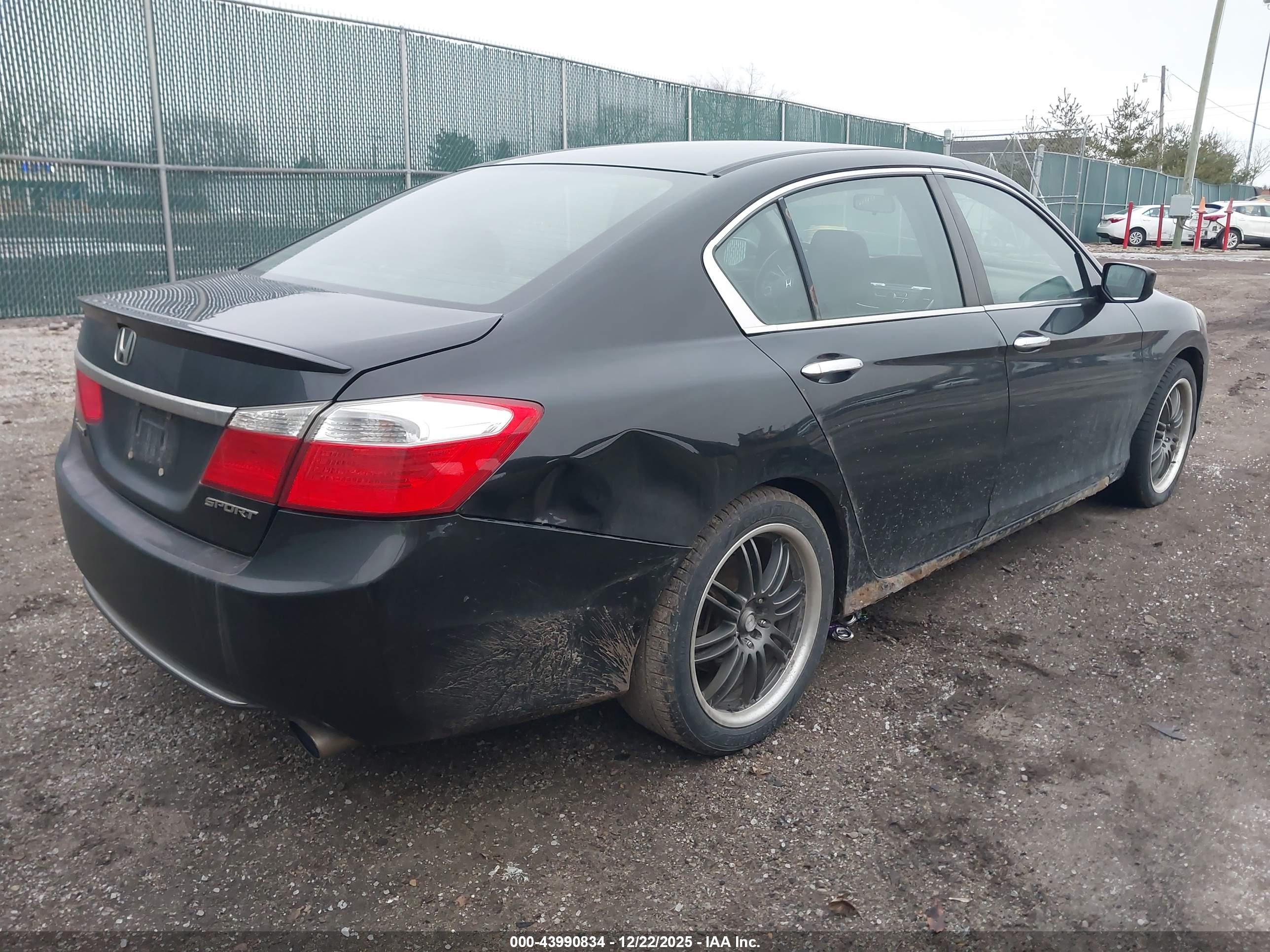 HONDA ACCORD image 4
