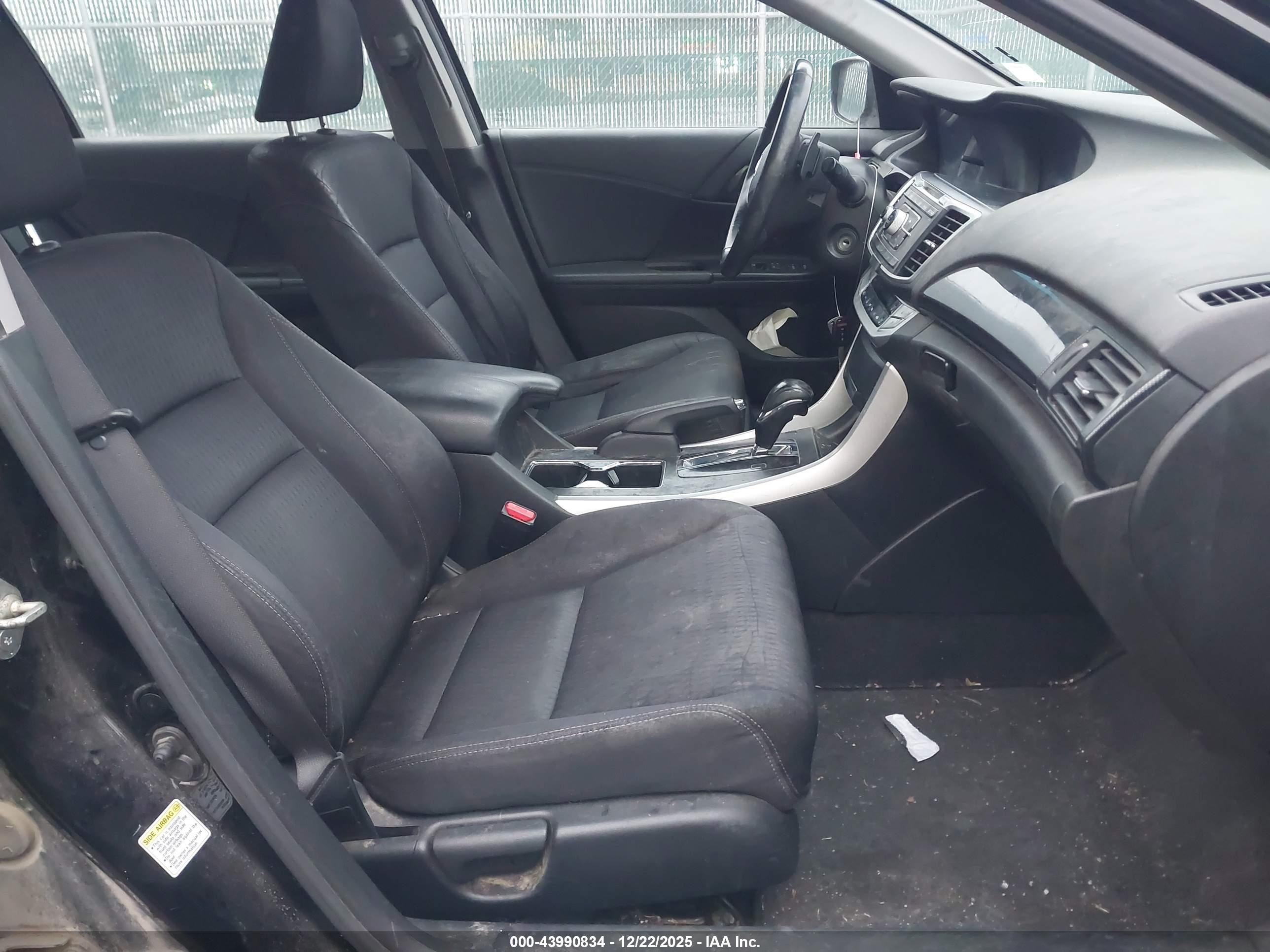 HONDA ACCORD image 5