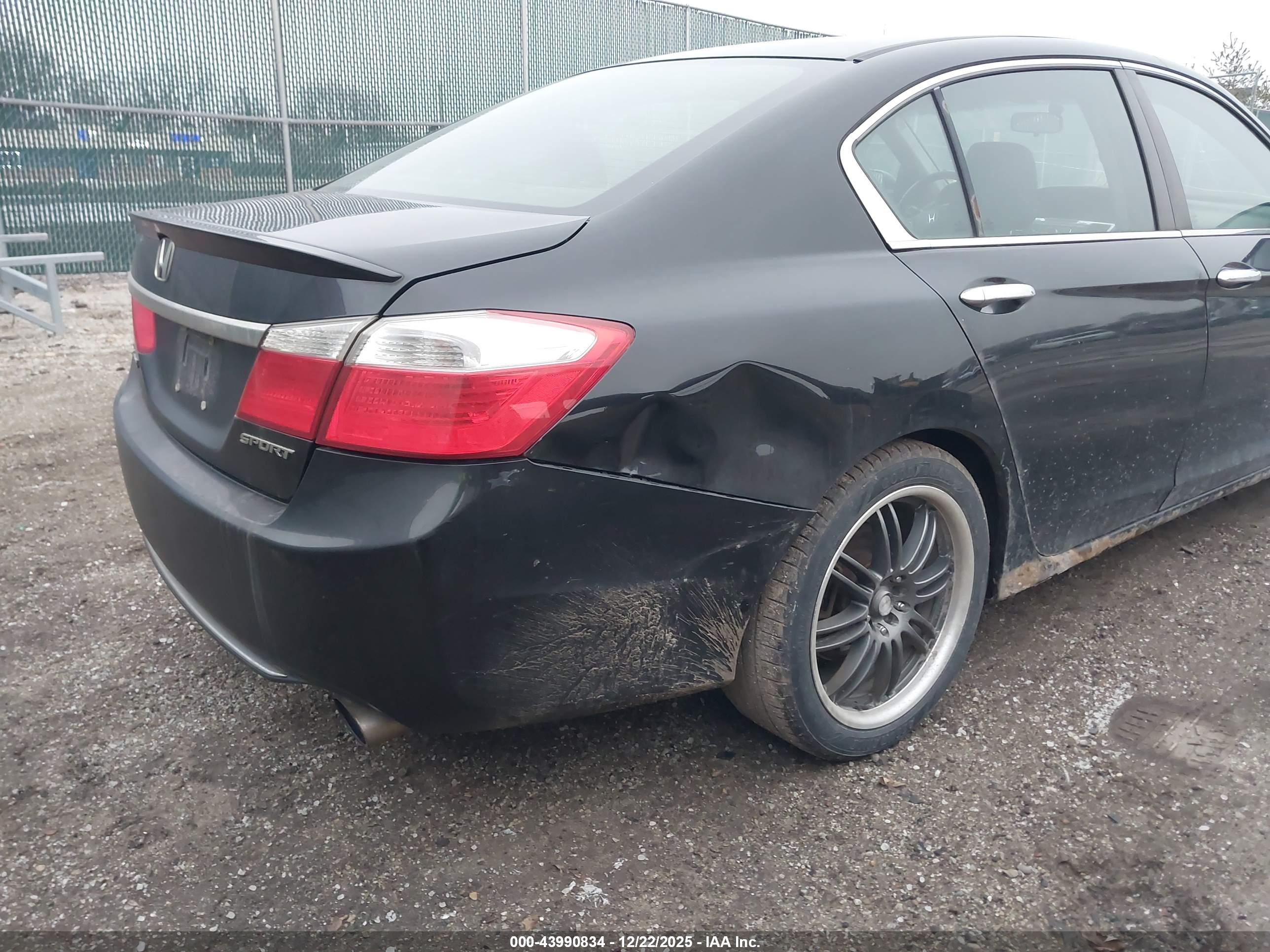 HONDA ACCORD image 6