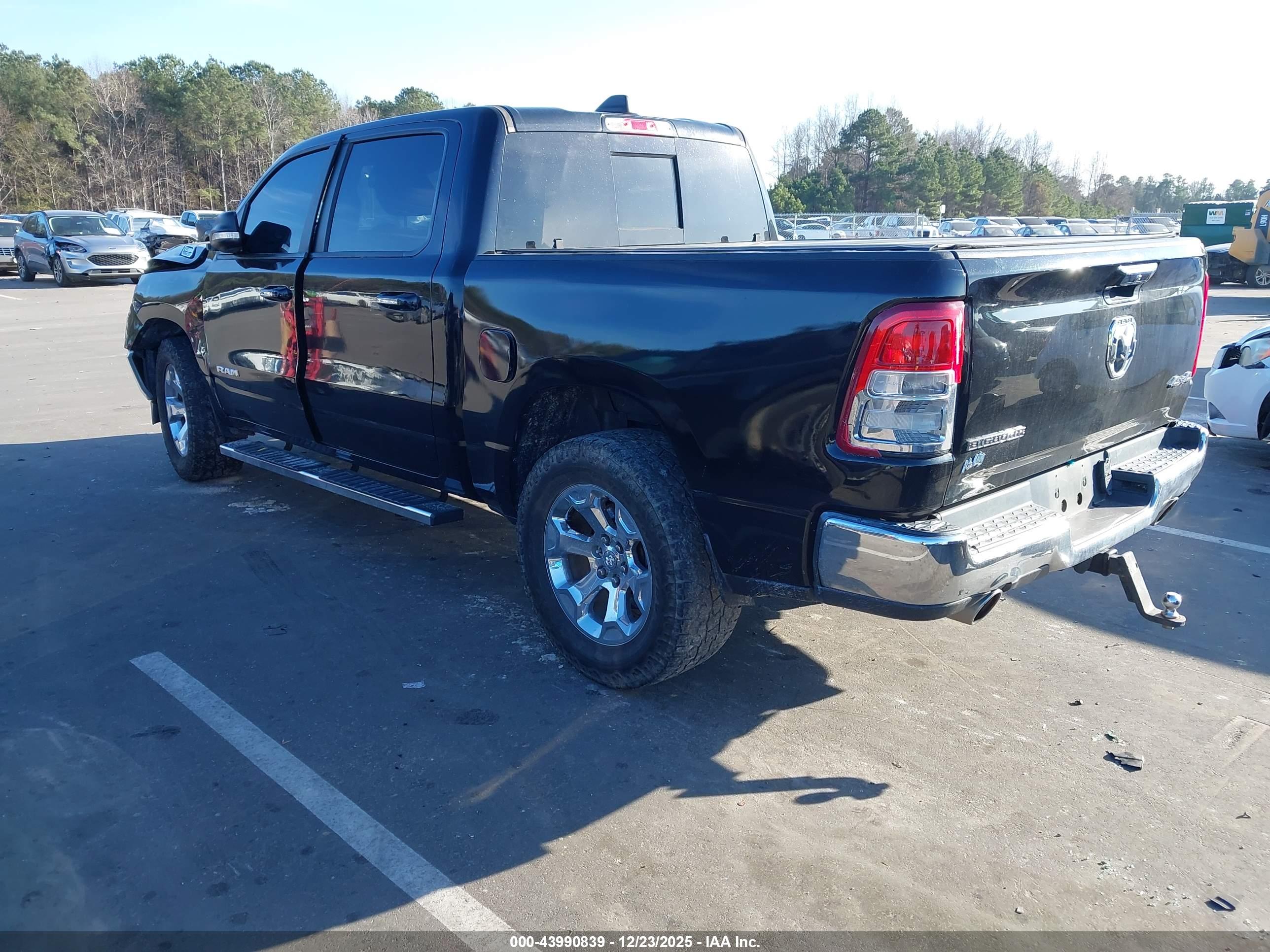 RAM 1500 image 3