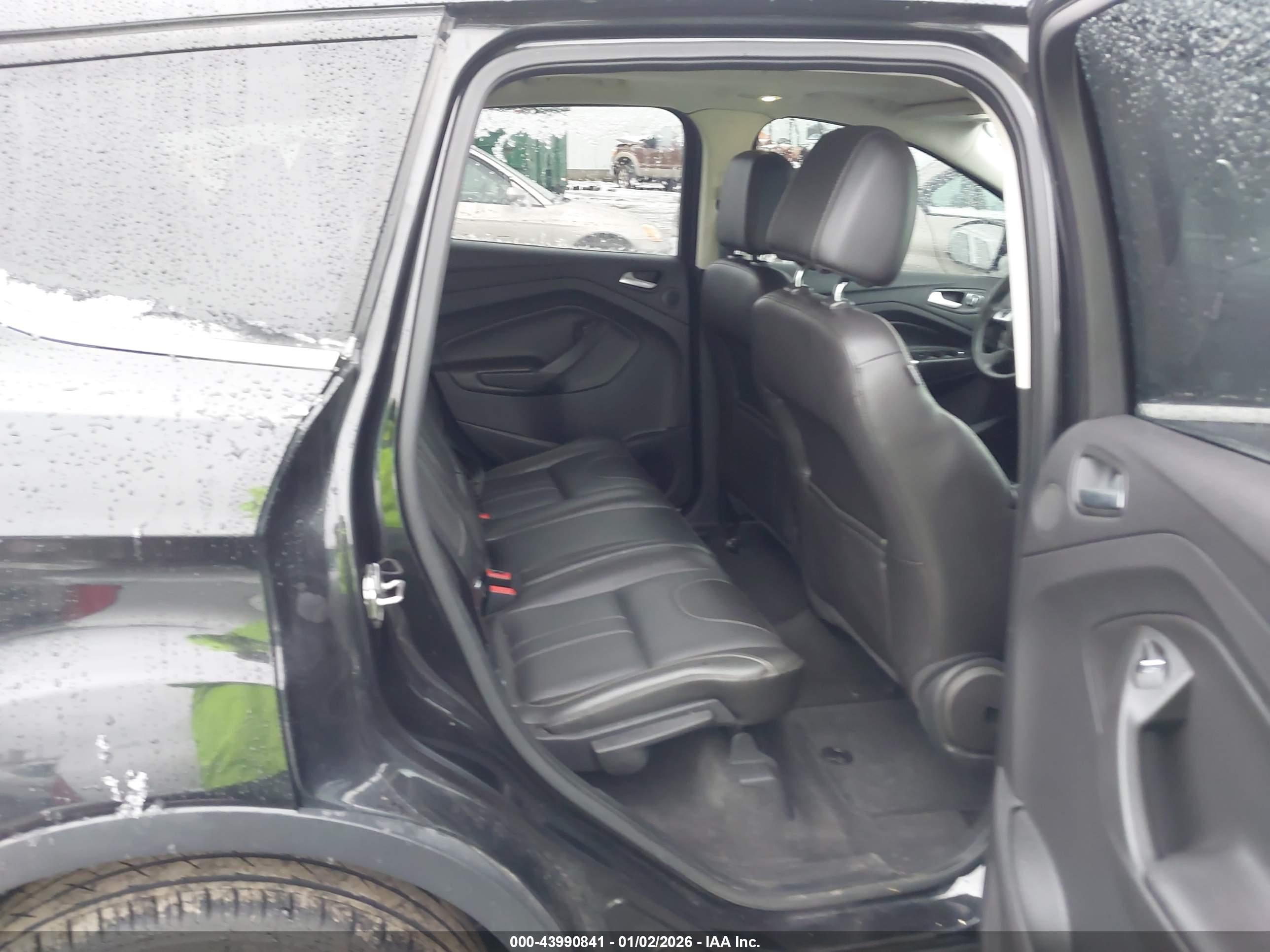 FORD ESCAPE image 8