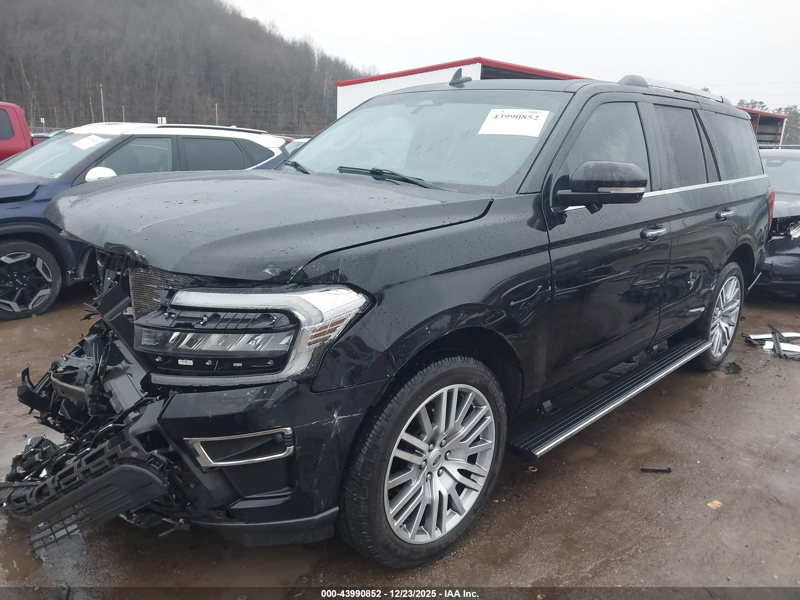 FORD EXPEDITION image 2