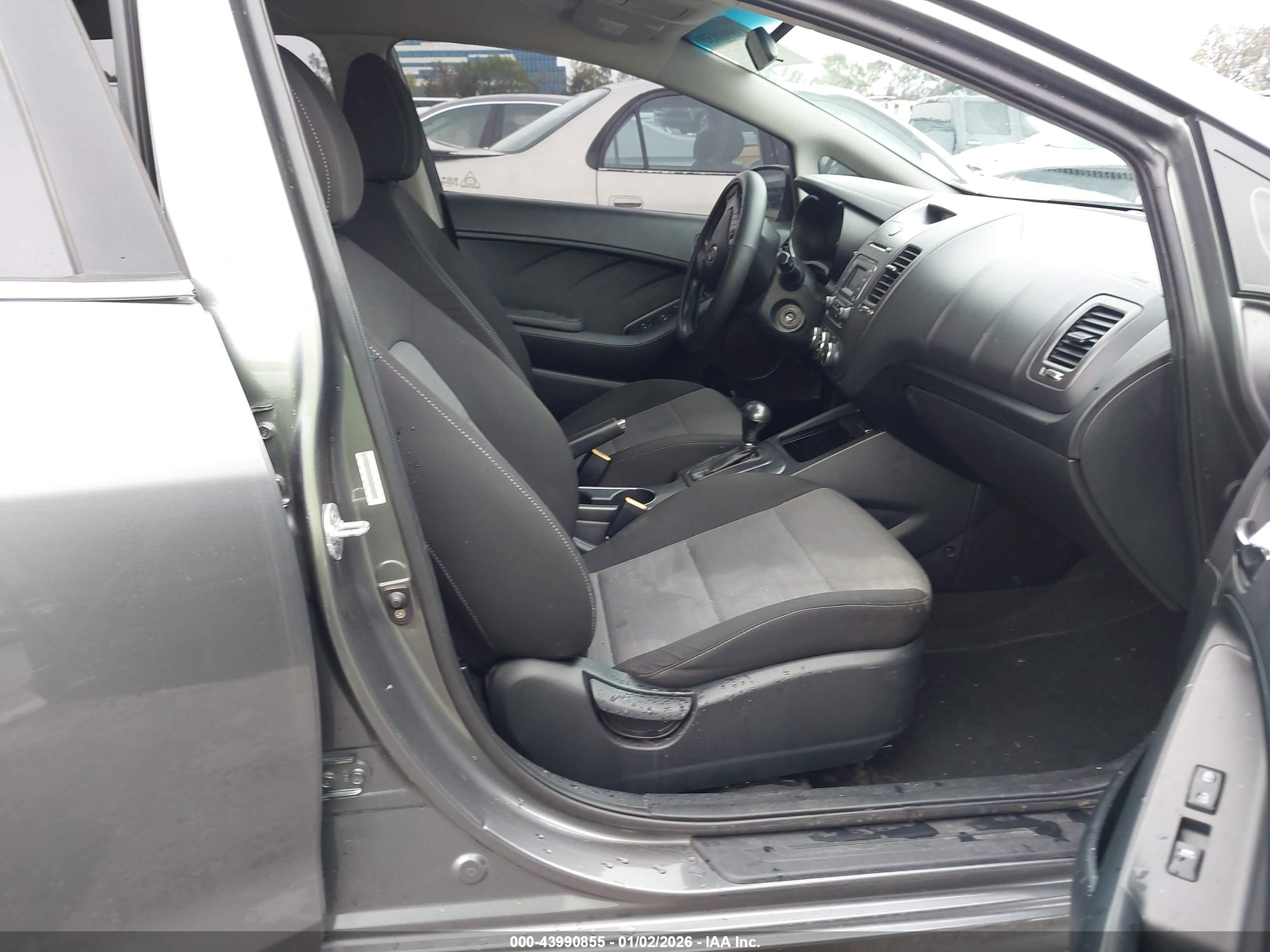 KIA FORTE image 5