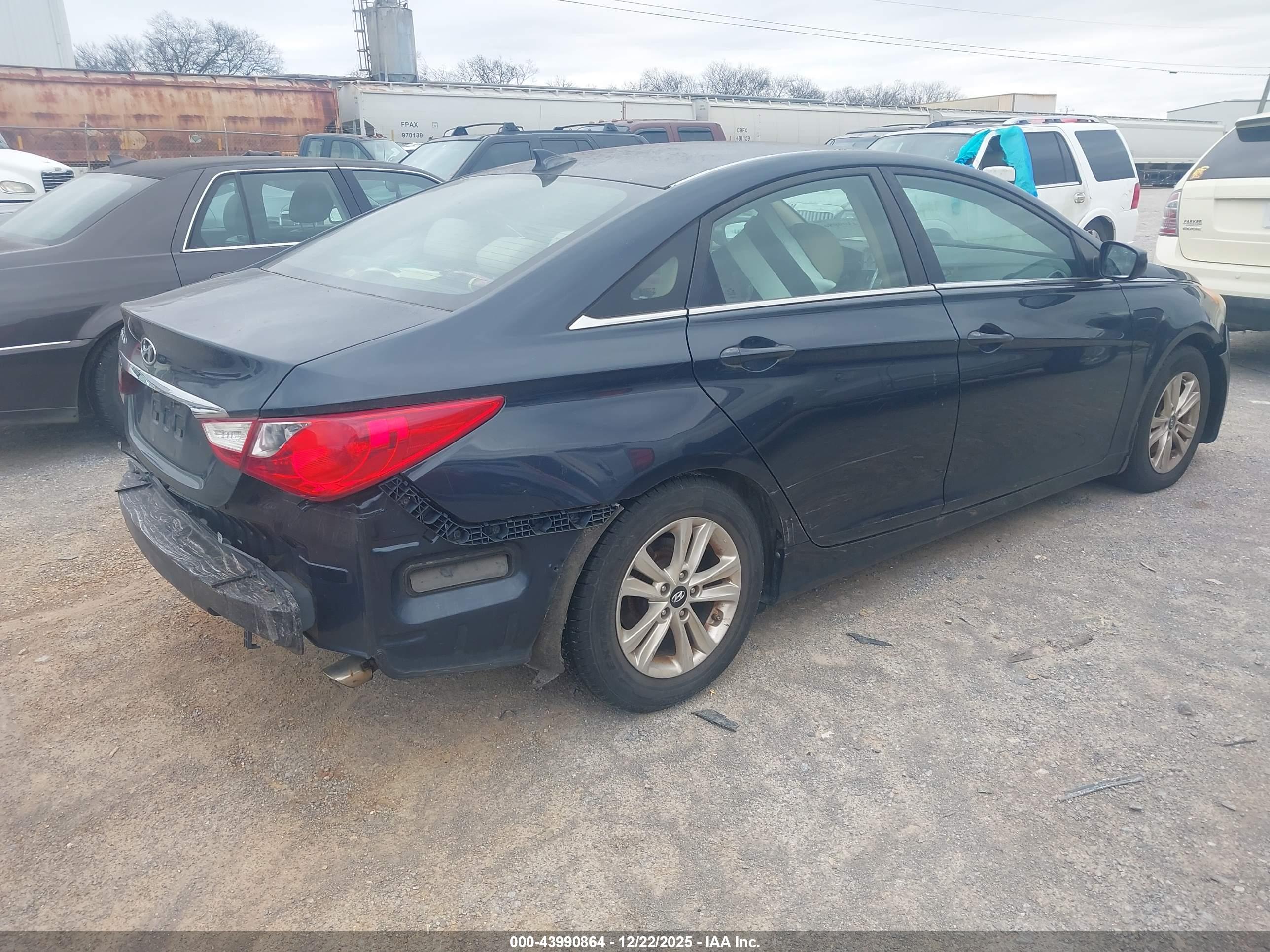HYUNDAI SONATA image 4